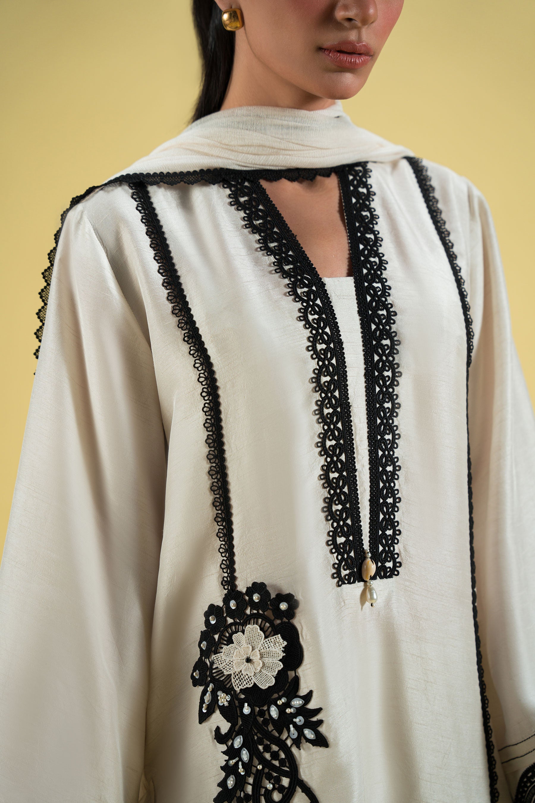 Mono Lace Set (D-13)