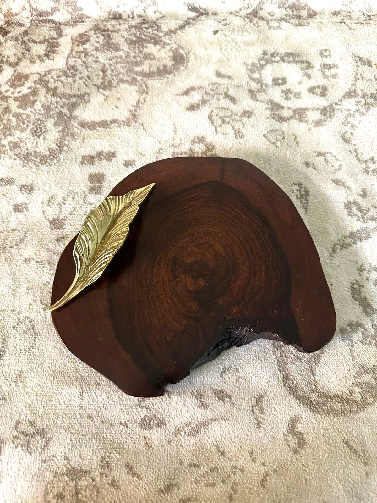Leaf platter/ Tray - 305 Cyra
