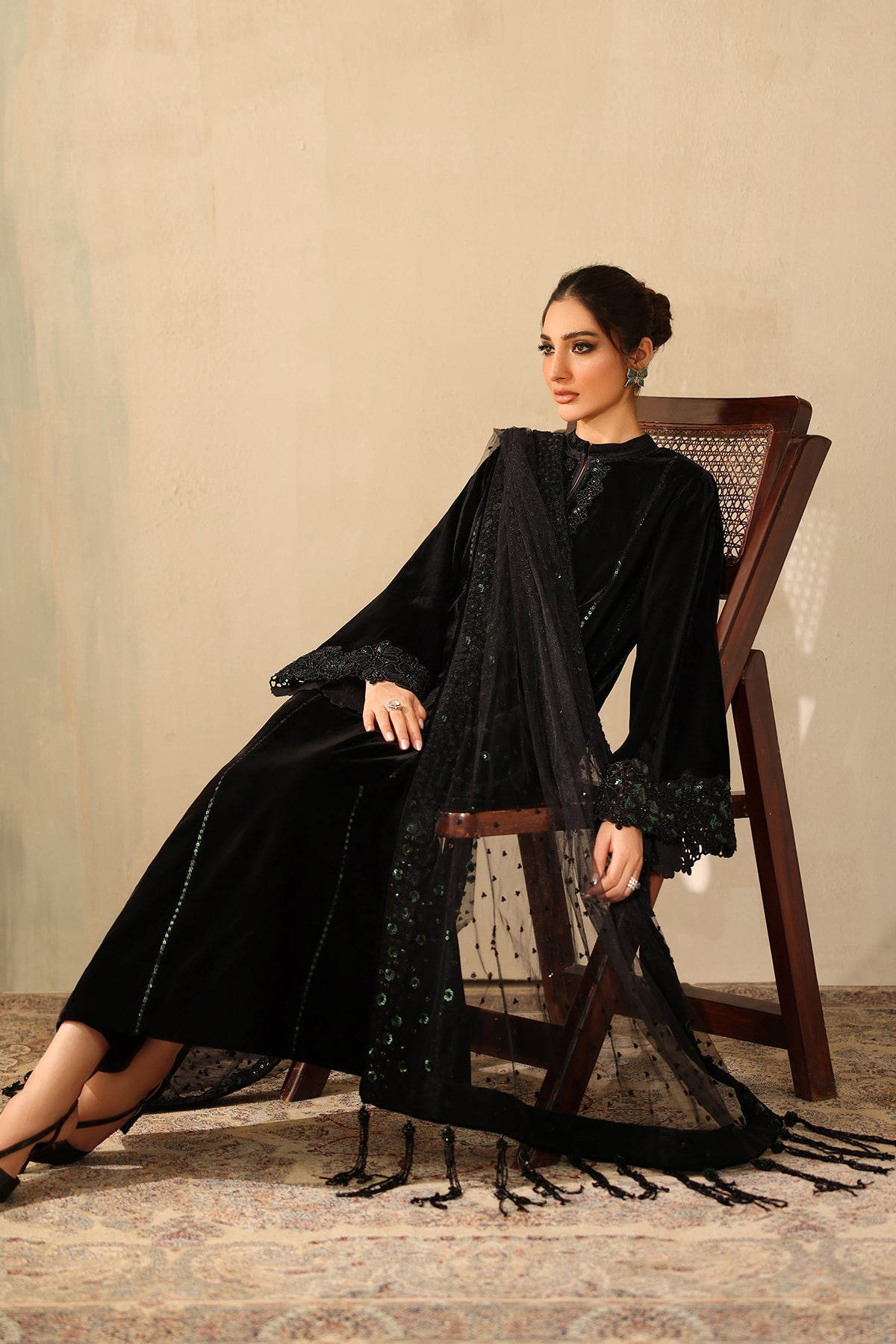 EMBROIDERED VELVET PR-1222