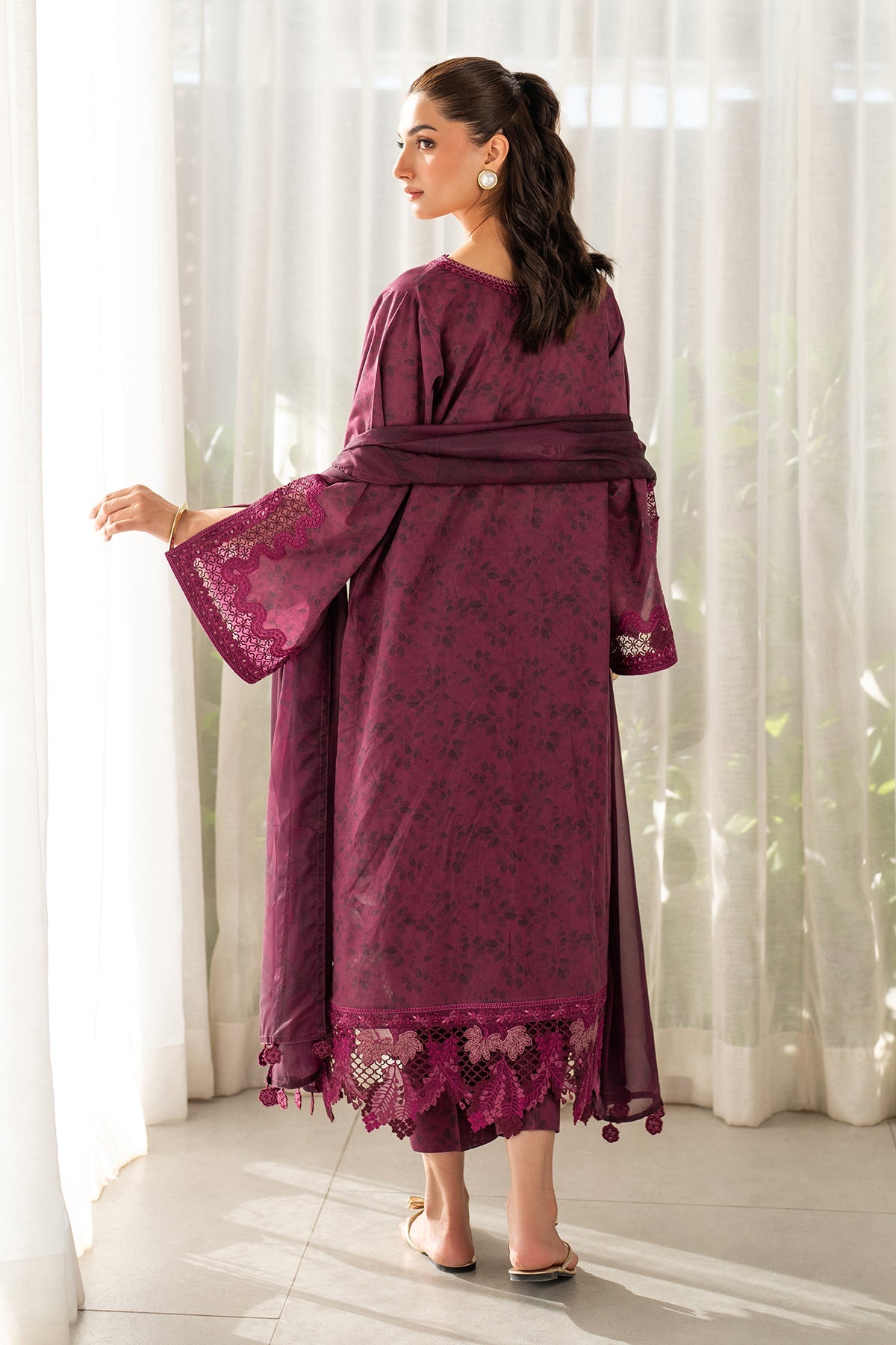 EMBROIDERED PRINTED LAWN SF-4098