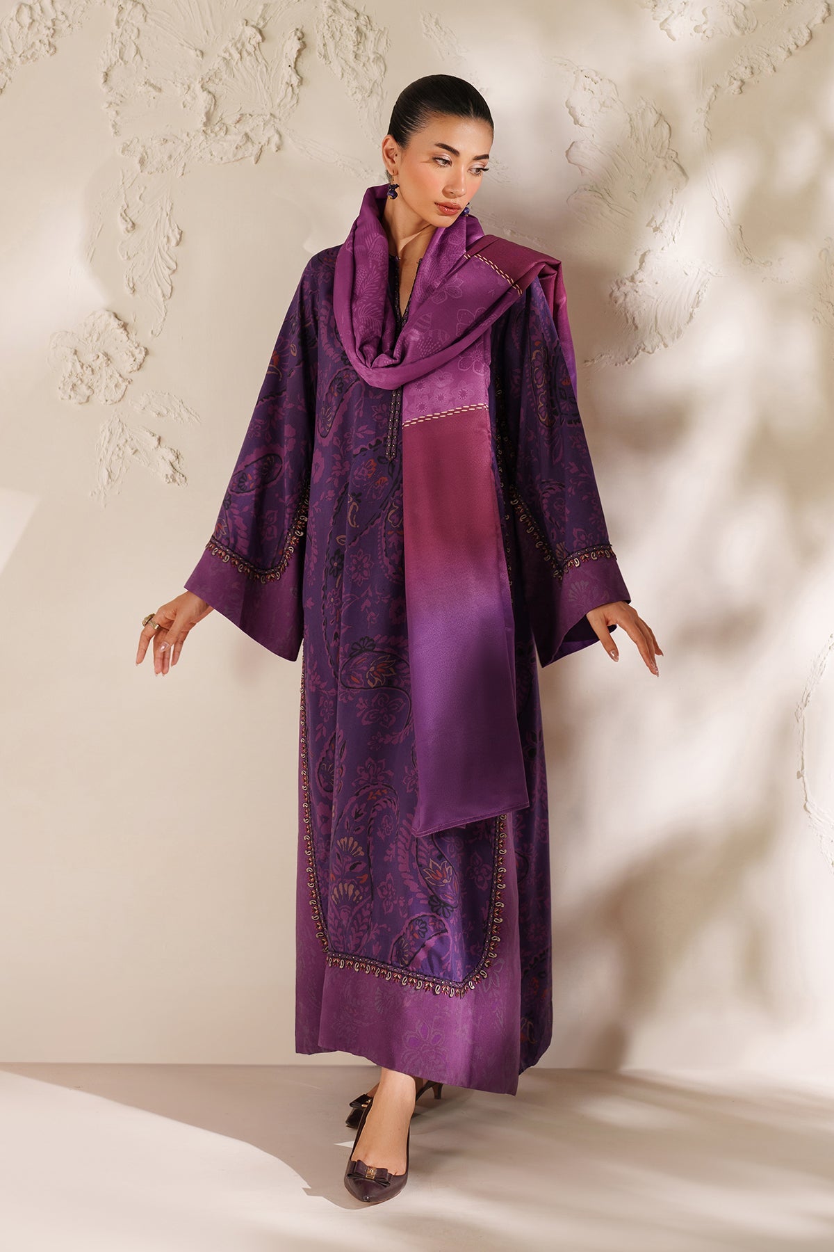 EMBROIDERED VISCOSE SILK SF-4291