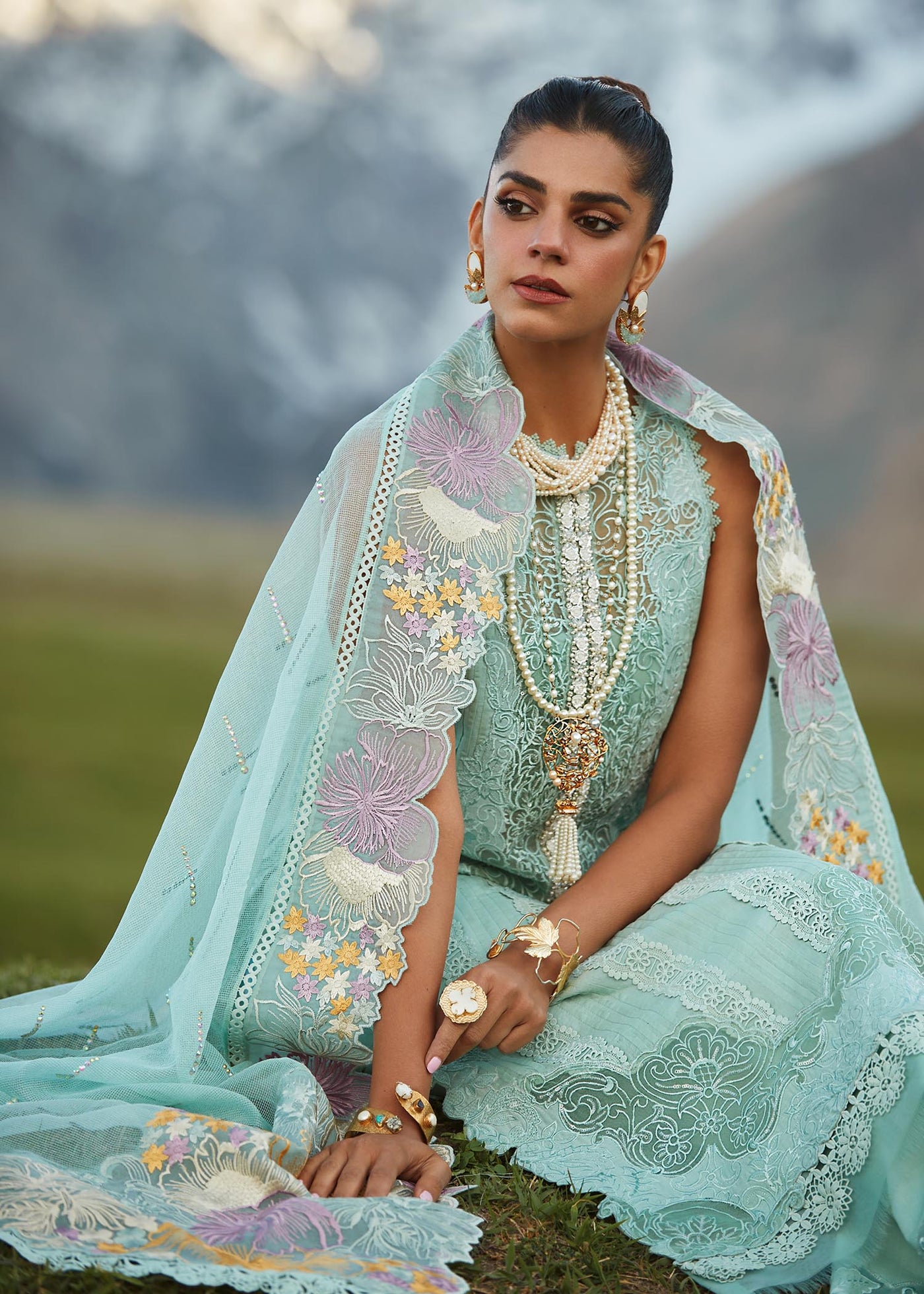 3 Piece Embroidered Lawn Suit