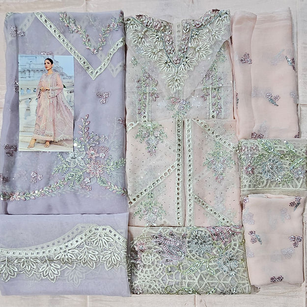 Emaan Adeel – MPC-24-106 Style
