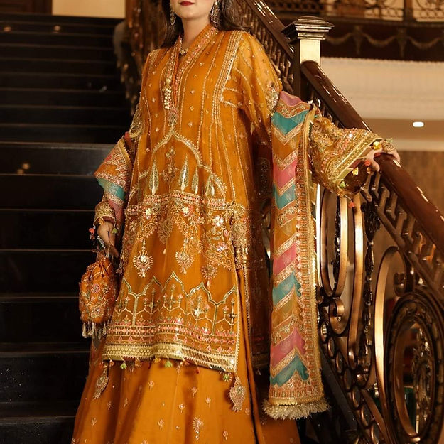 Mohsin Naveed Ranjha – Henna Style