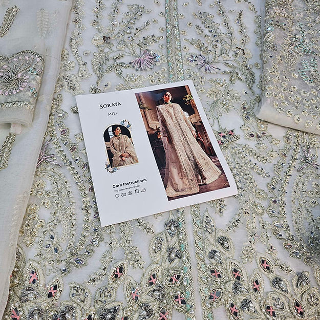 Soraya – Miel Style