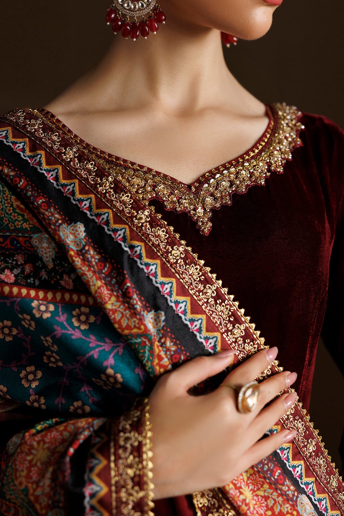 EMBROIDERED VELVET PR-1411