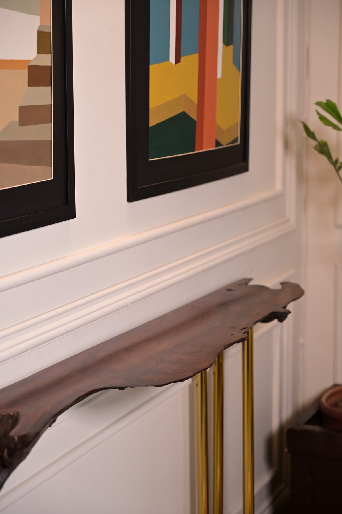 Sheesham hanging console with 3 stainless steel metal legs 2108
