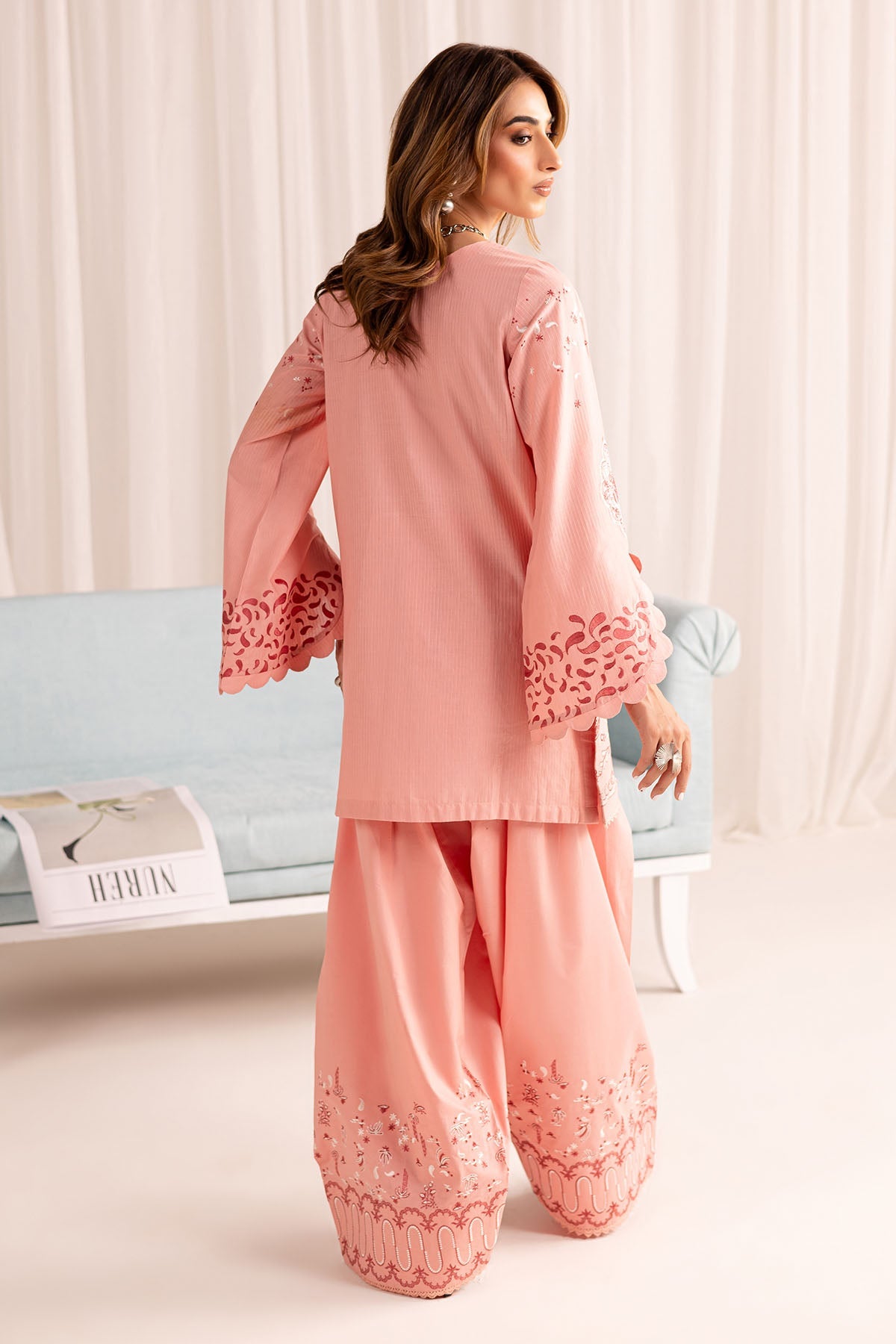 https://cdn.shopify.com/s/files/1/0551/9487/8152/files/9_50cff32b-cde2-4588-8604-8684eec66f2f.jpg?v=1751313267