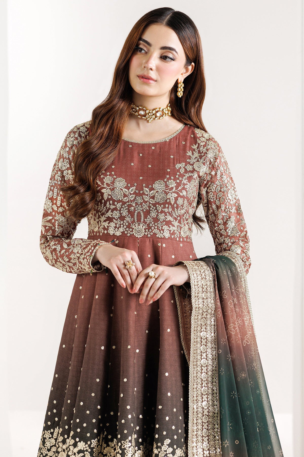 Farasha – Rustic Glow Style