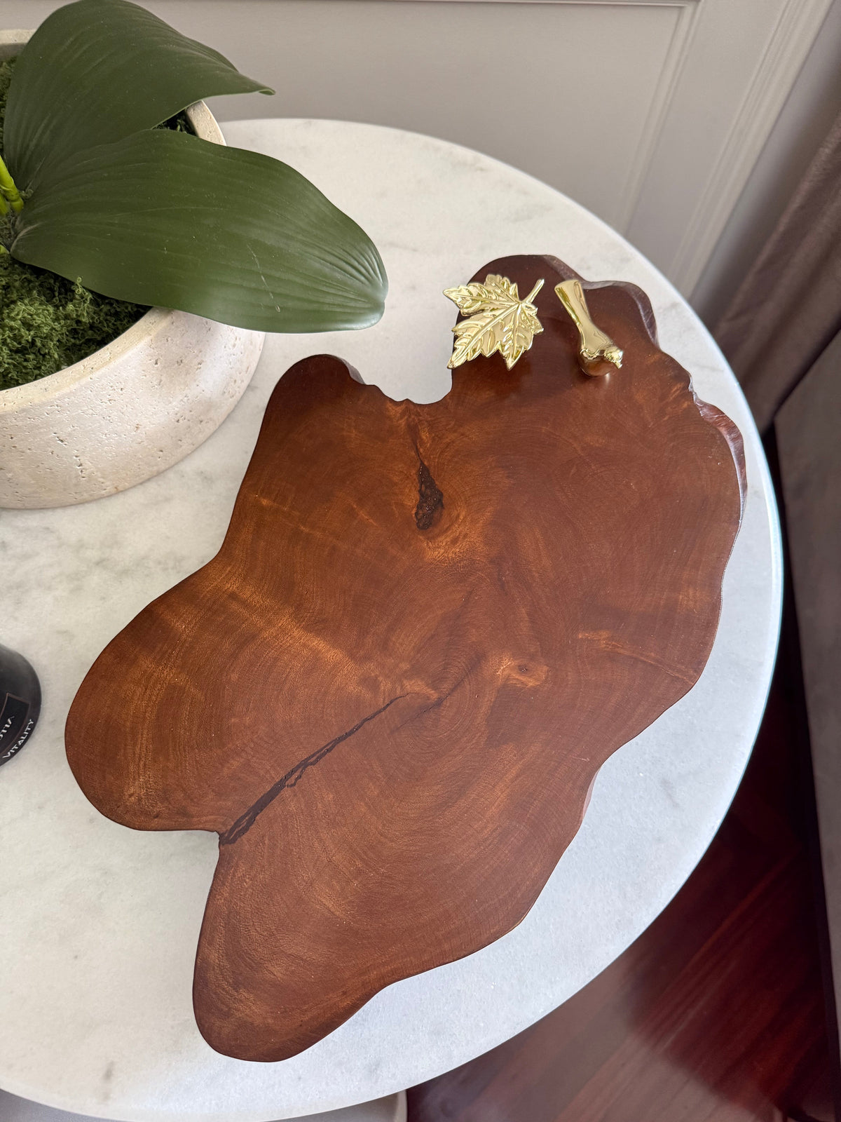 Bird with maple leaf Tray/Platter 420 cyra