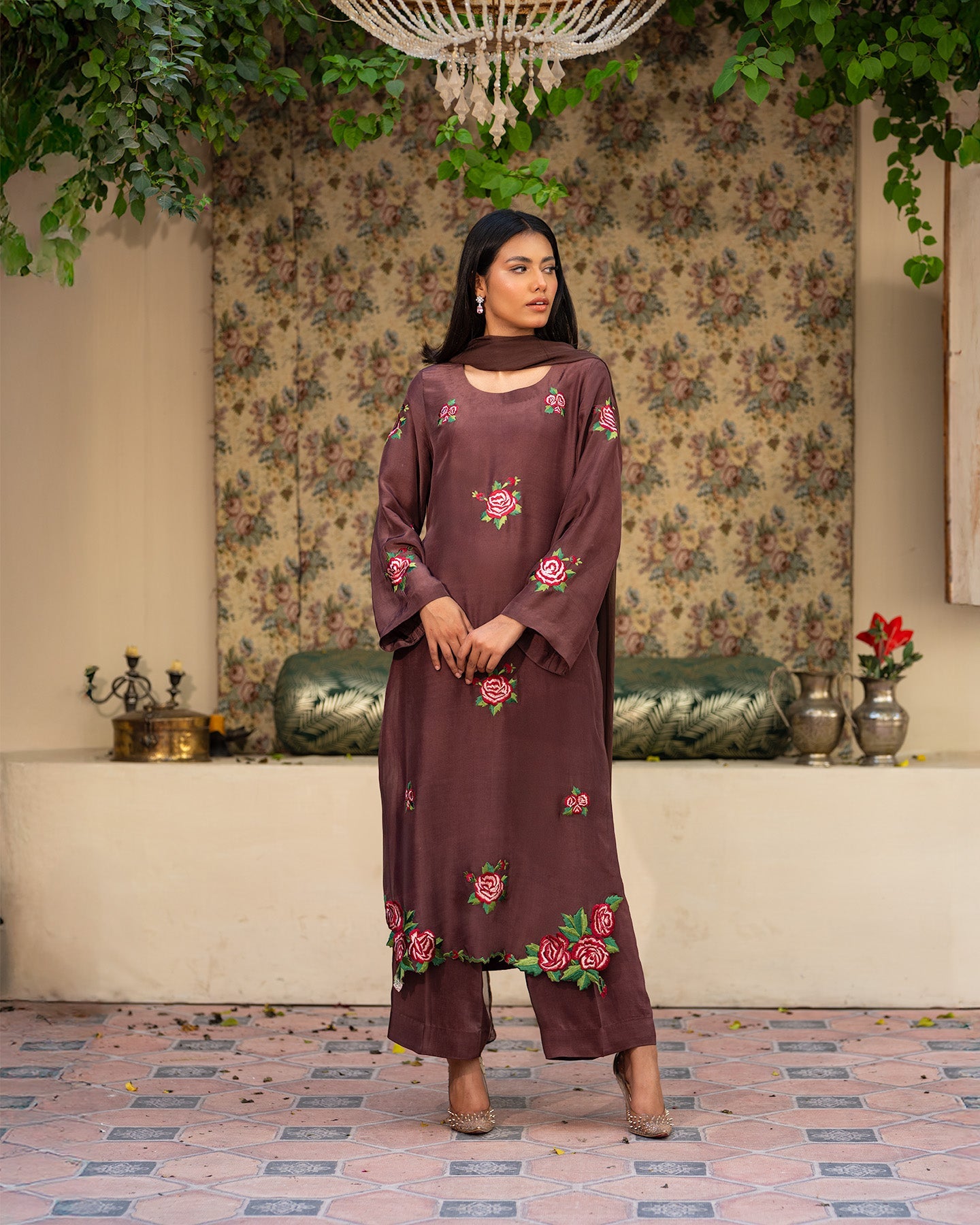 Outfit Name: Gulnaz
Collection: Nazm
Code: CBR 105