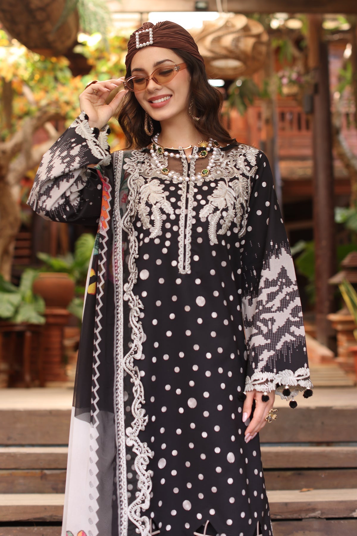 3-PC Unstitched Embroidered Lawn Collection AN5-09