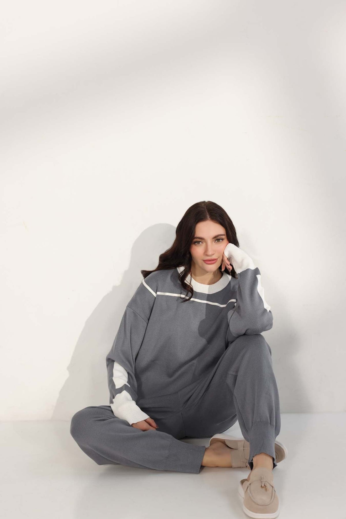 D6-Grey