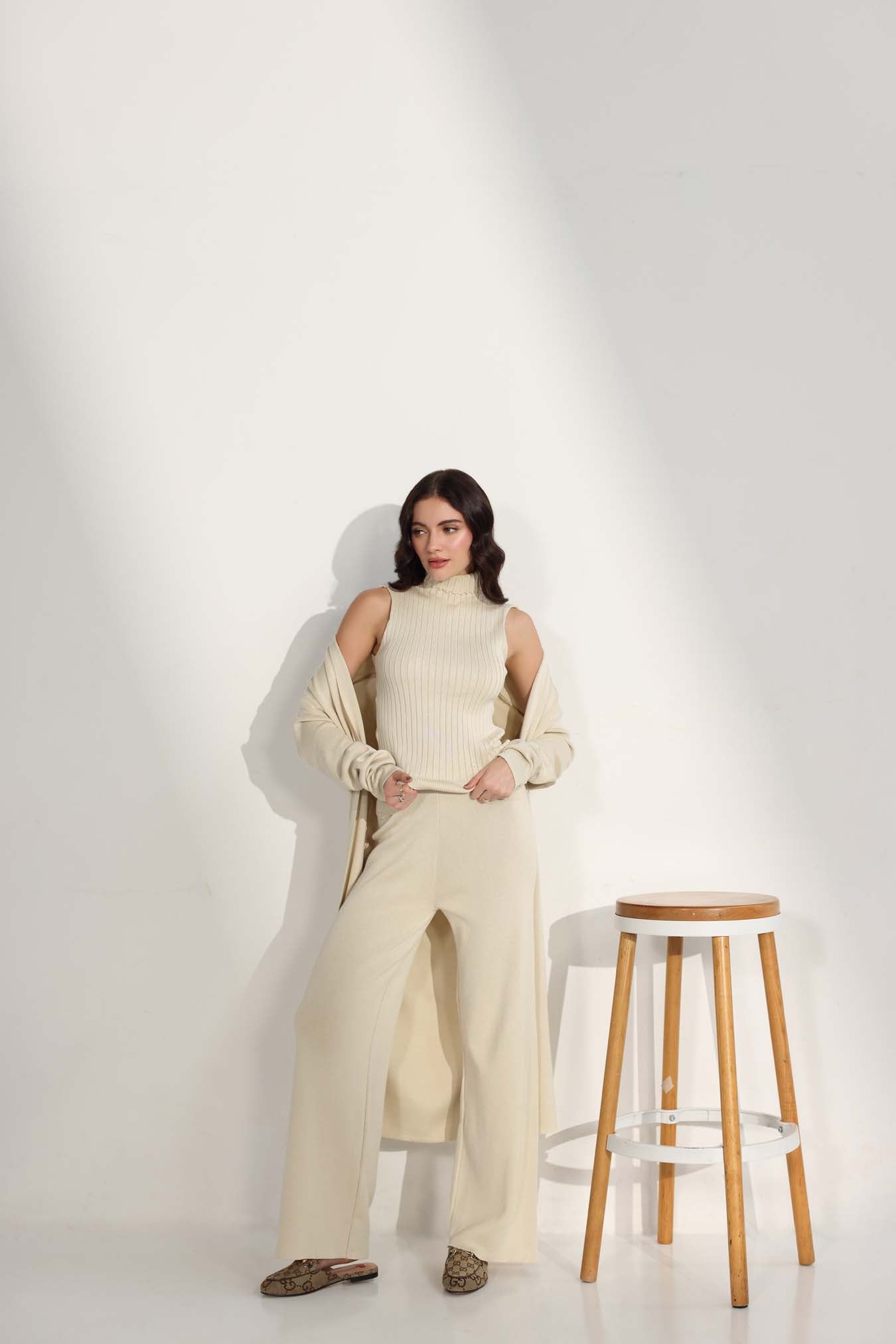 D14-Pearl White