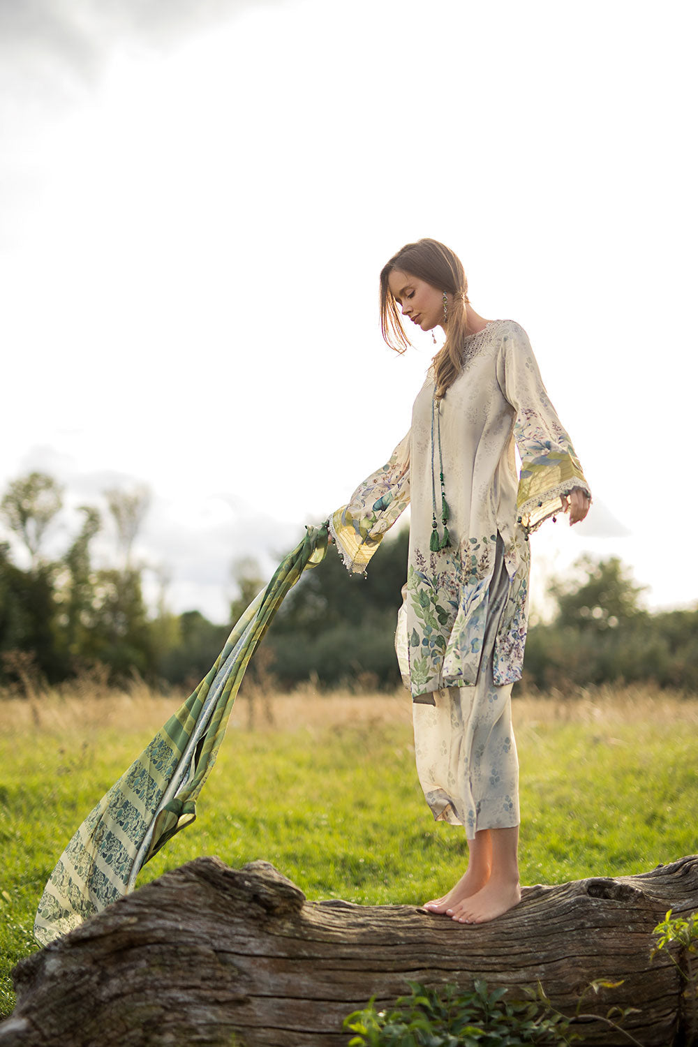 Design 07 Satin '25 Unstitched