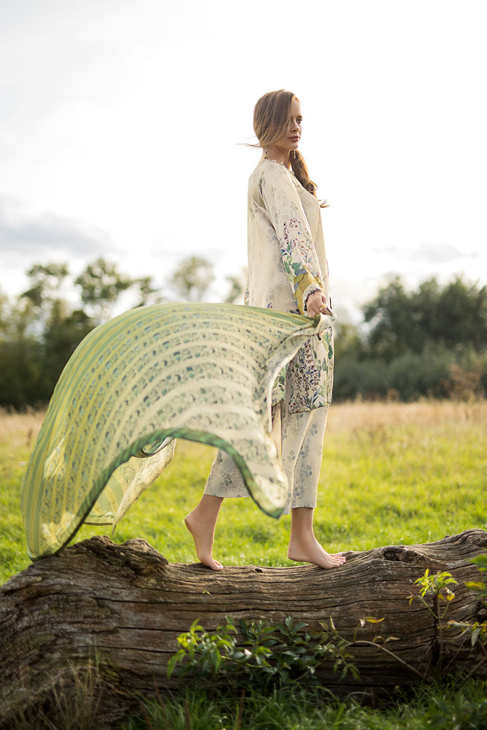 Design 07 Satin '25 Unstitched