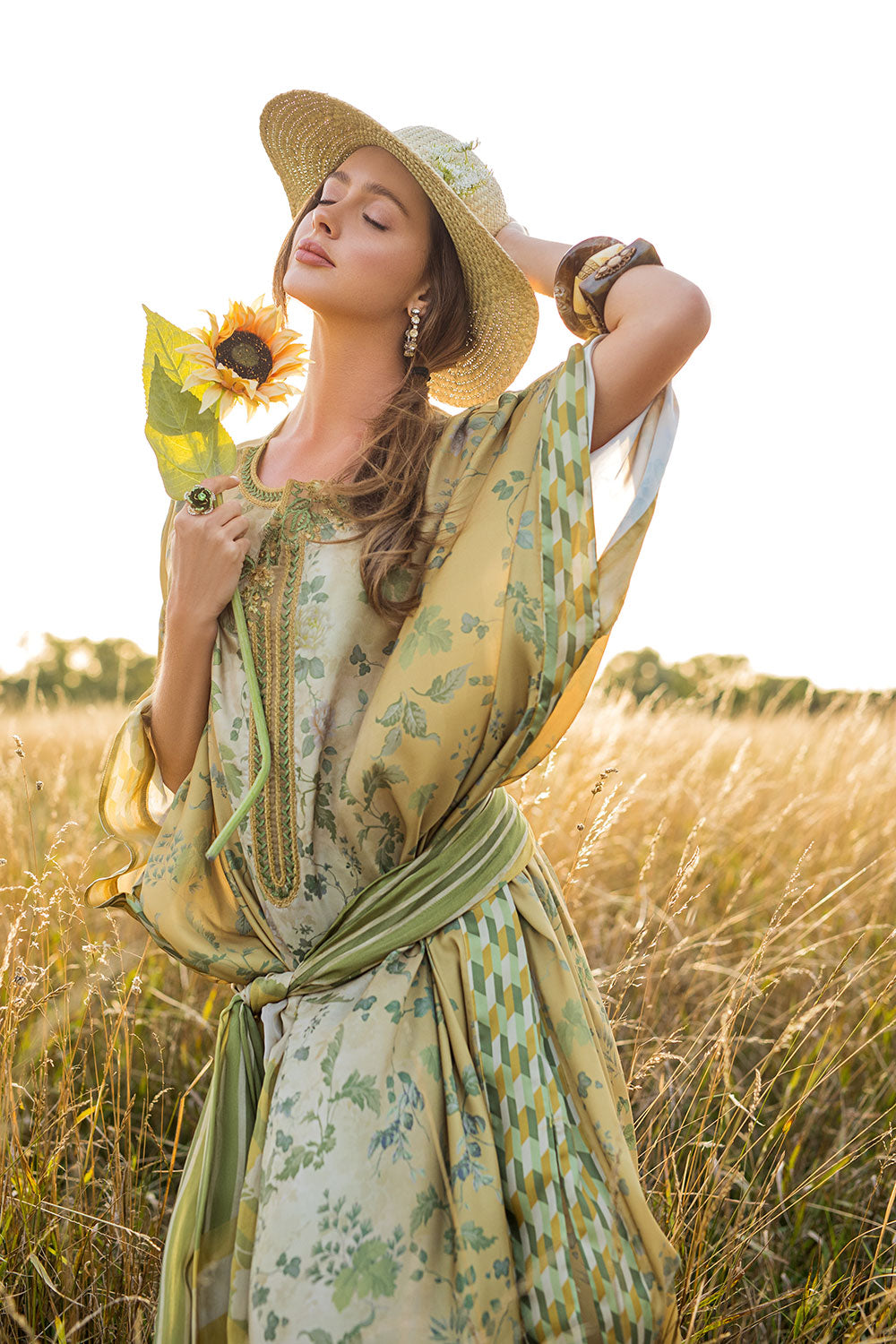 Design 04 Satin '25 Unstitched