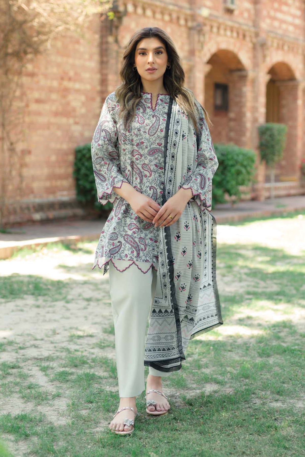 Printed Lawn 3 Piece