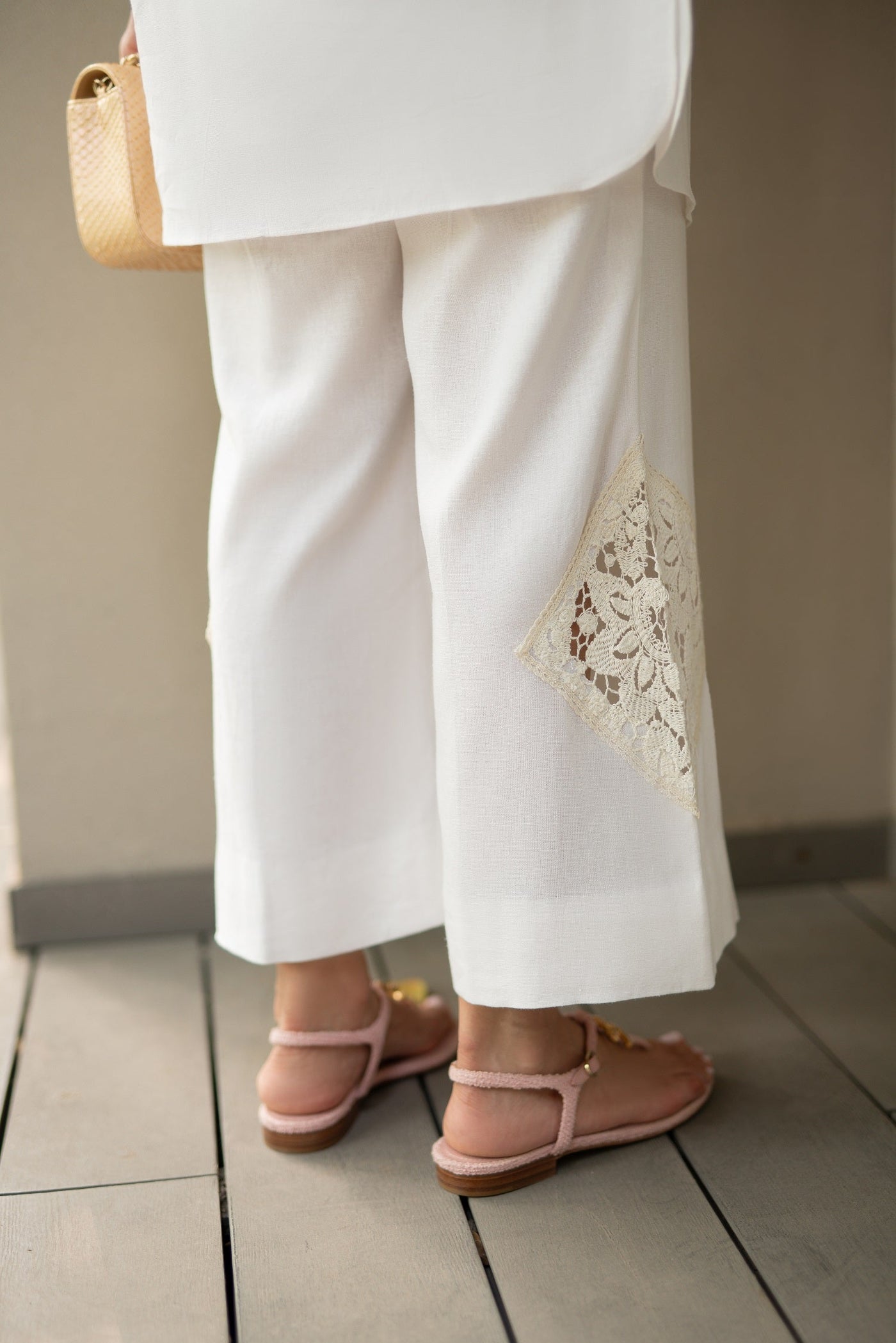 https://cdn.shopify.com/s/files/1/0894/4264/8354/files/AIZ06818.jpg?v=1724667019