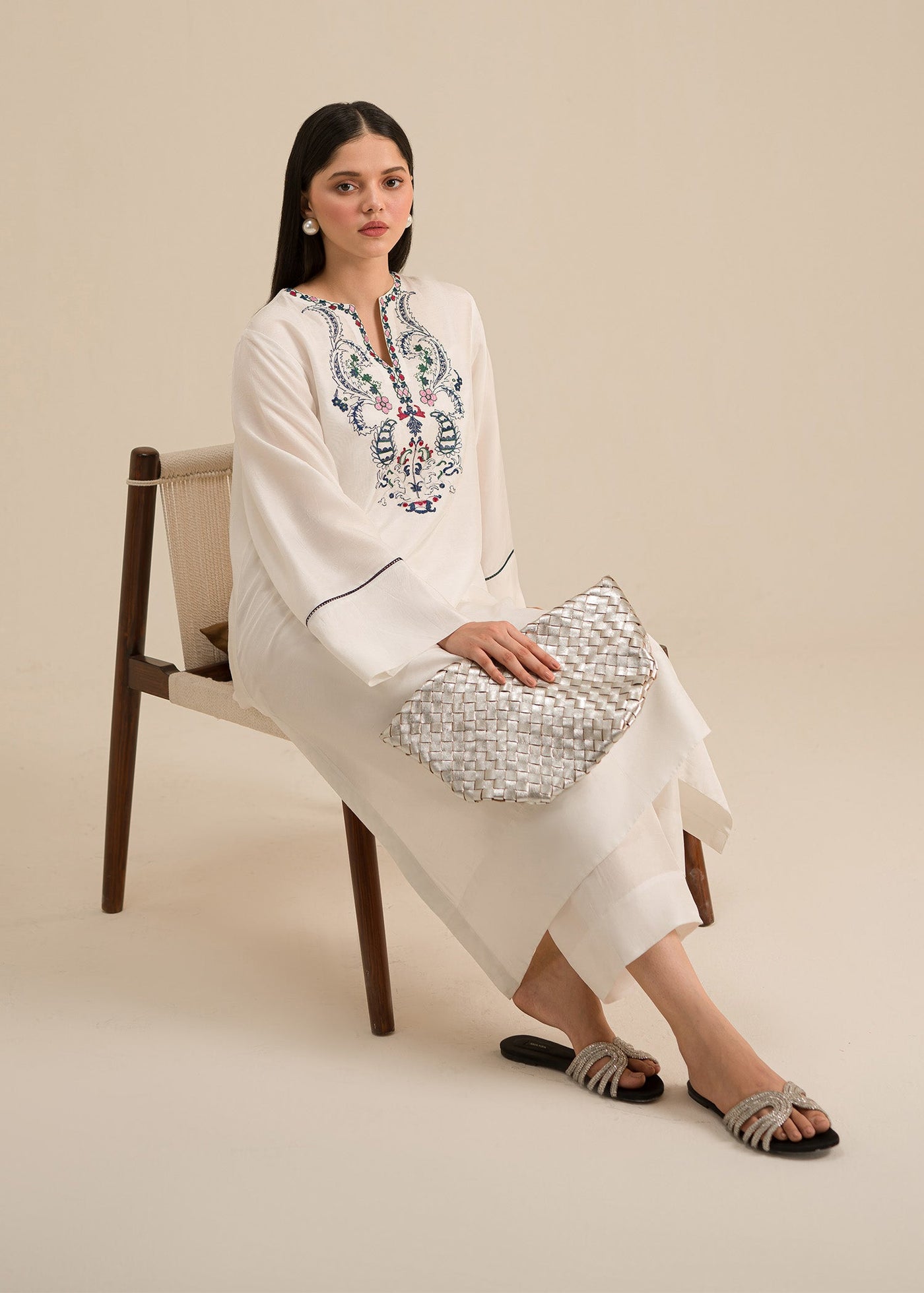 https://cdn.shopify.com/s/files/1/3006/7522/files/AIZ09372.jpg?v=1730368991