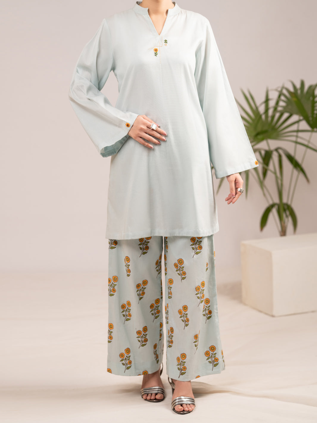 Ferozi Lawn 2Pc Stitched - AL-2PS-LKS-1108