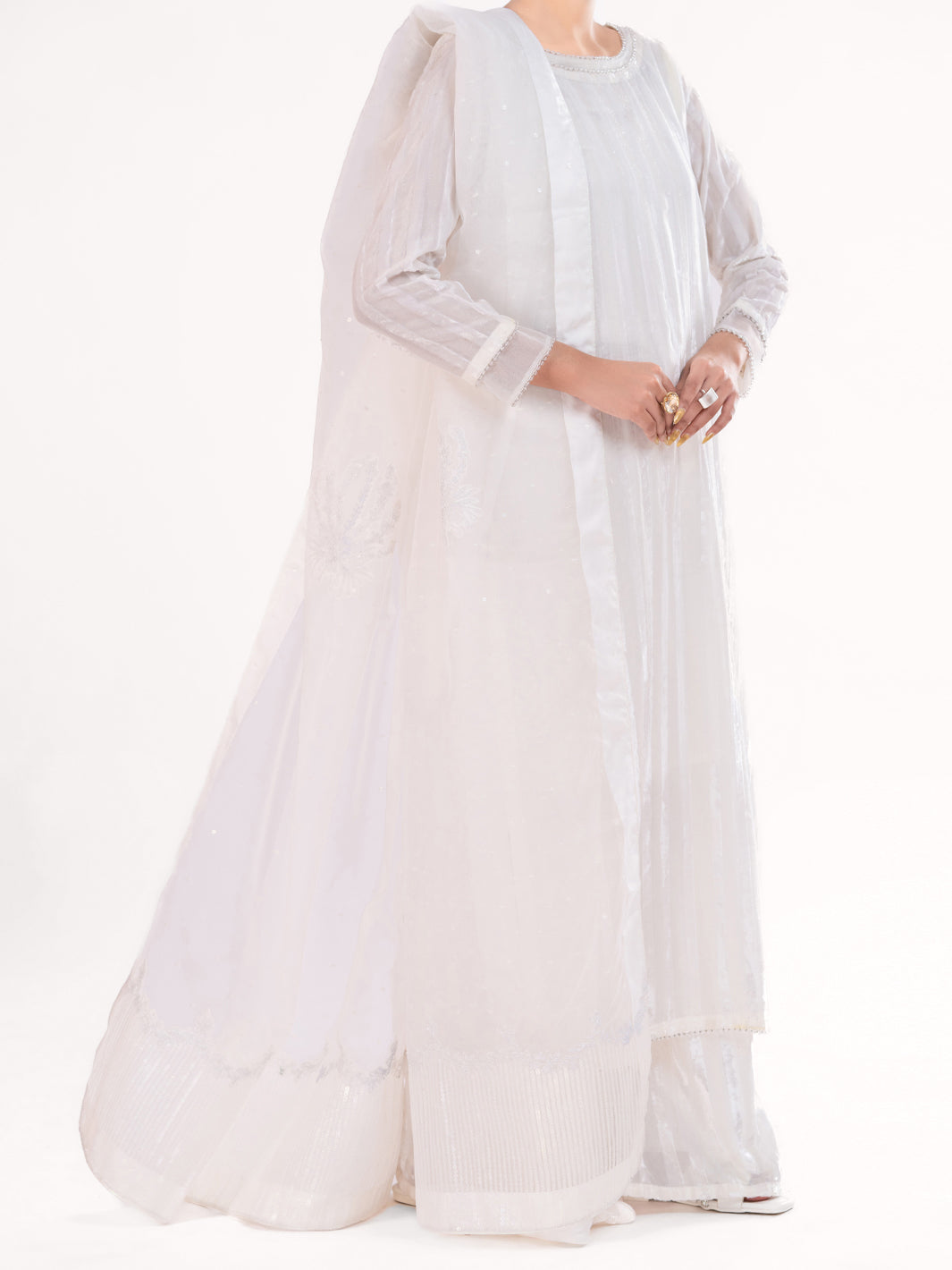 White Palachi Velvet Formal 3Pc Stitched - AL-3PS-LS-563