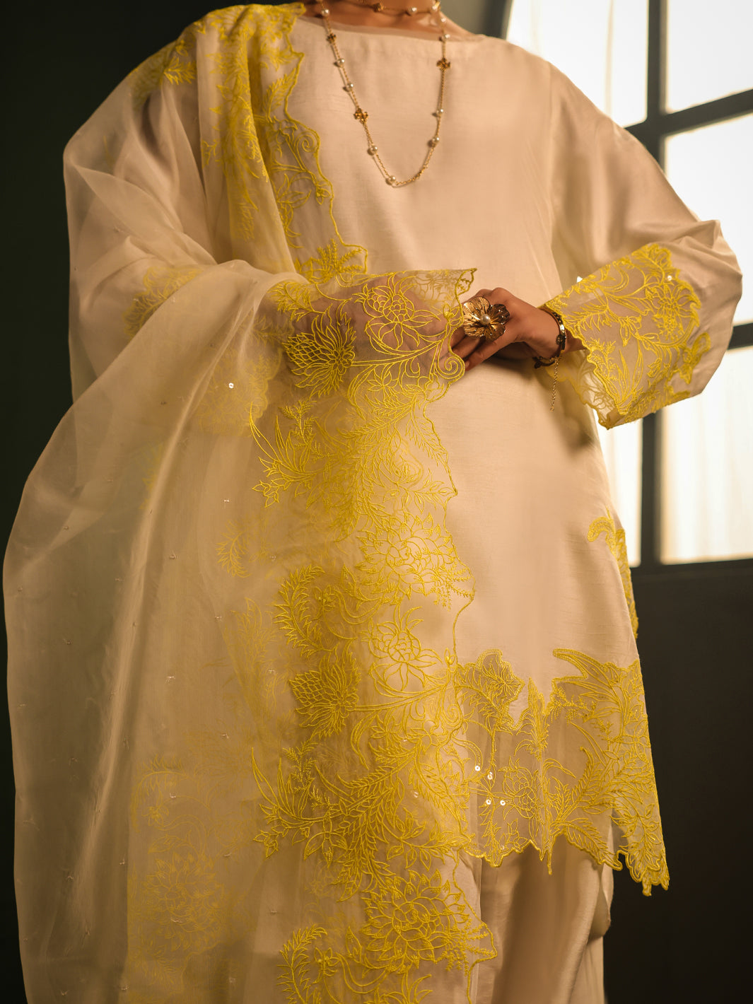 White Raw Silk Formal 3Pc Stitched - AL-3PS-SS-LS-573
