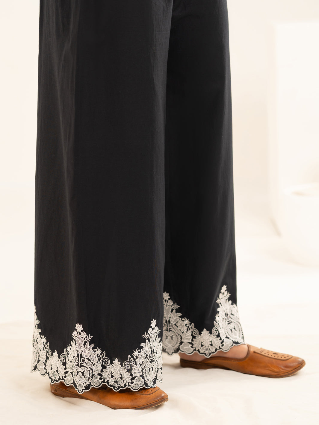 Black Cambric Casual Trousers - AL-T-806