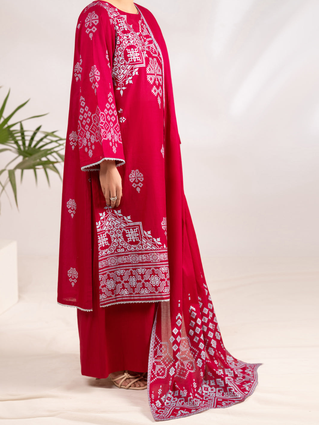 Fuchsia Lawn 3Pc Stitched - ALP-3PS-2295