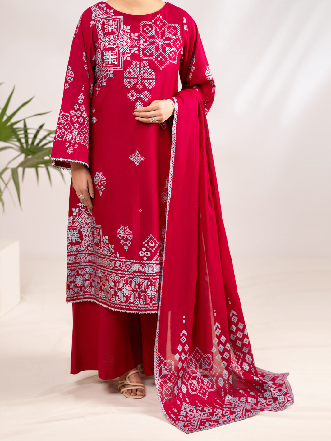 Fuchsia Lawn 3Pc Stitched - ALP-3PS-2295