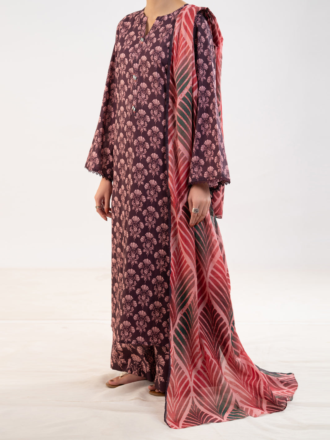 Maroon Lawn 3Pc Stitched - ALP-3PS-2319