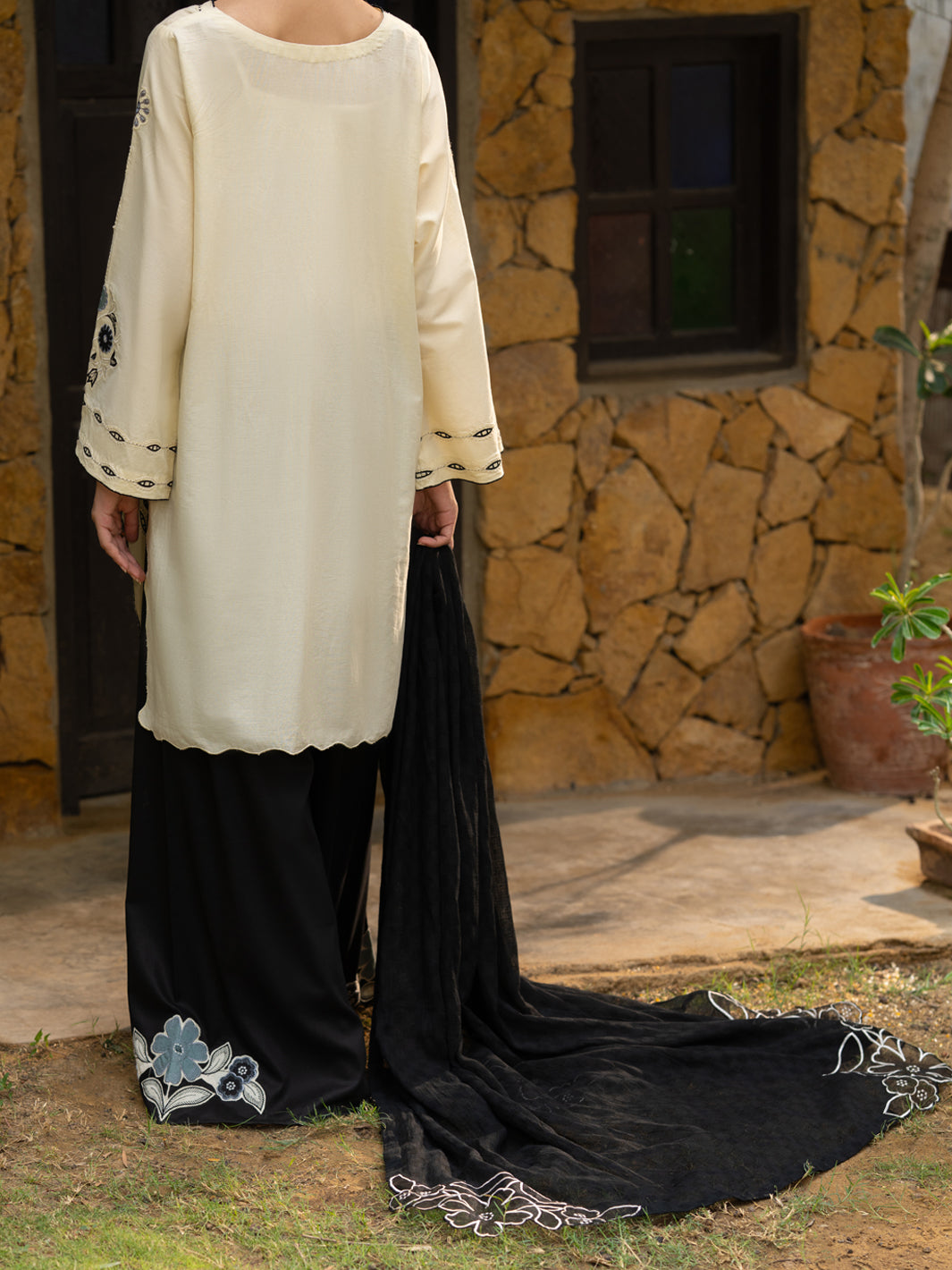 Black & White Cambric Stitched 3Pc- ALP-3PS-2578