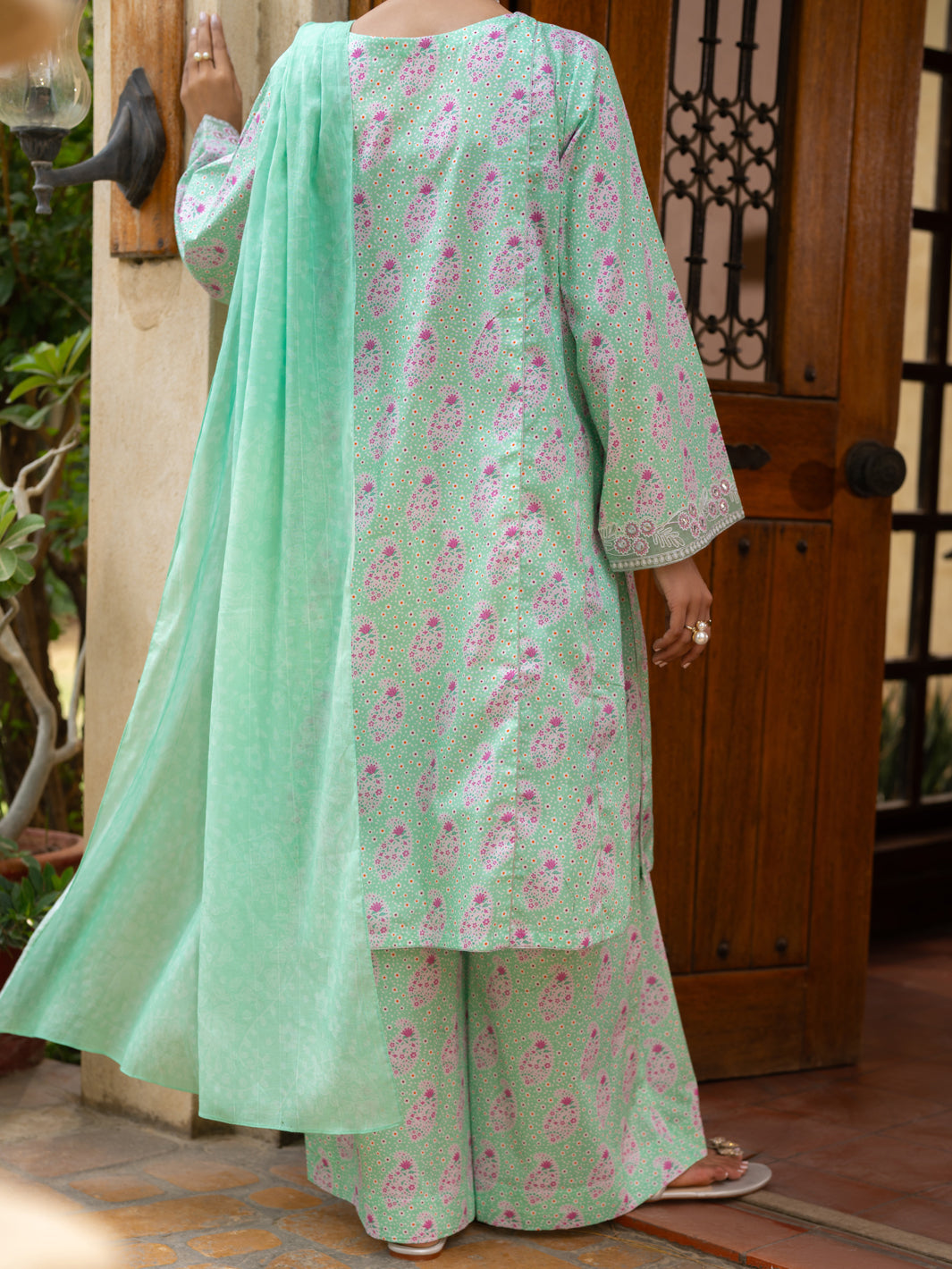 Light Green Lawn Stitched 3Pc- ALP-3PS-2579