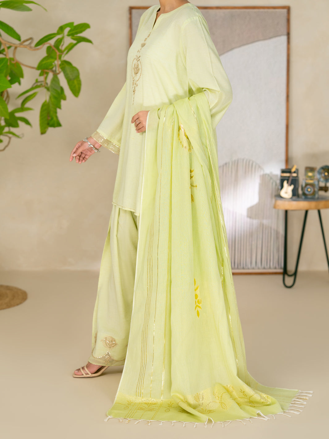 Light Green Golden Zari Lawn Stitched 3Pc- ALP-3PS-2618