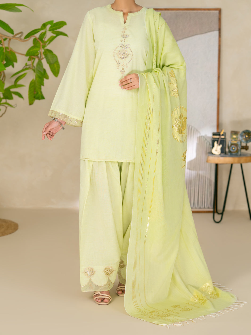 Light Green Golden Zari Lawn Stitched 3Pc- ALP-3PS-2618