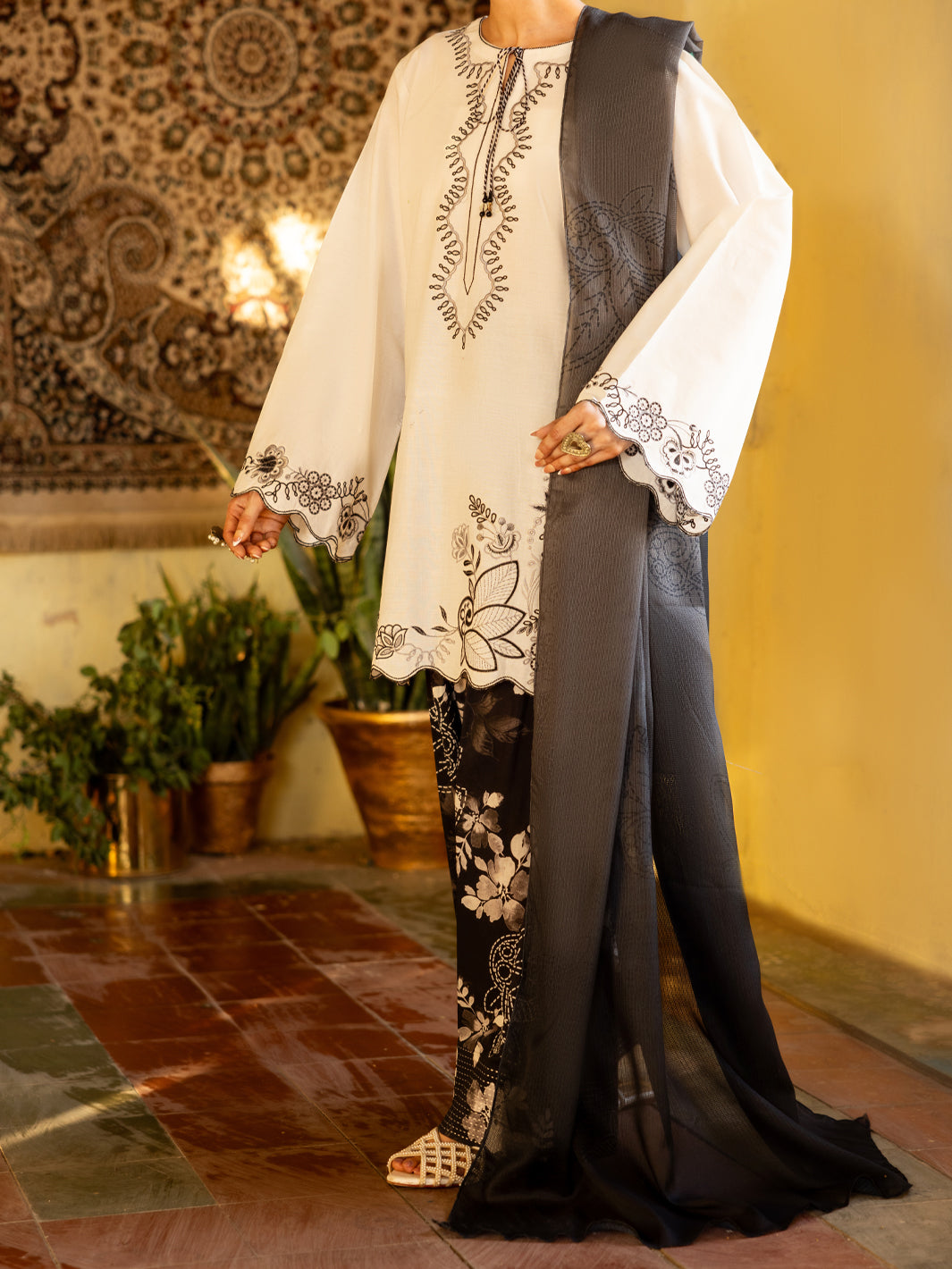 Black White Cambric Stitched 3Pc - ALP-3PS-2638