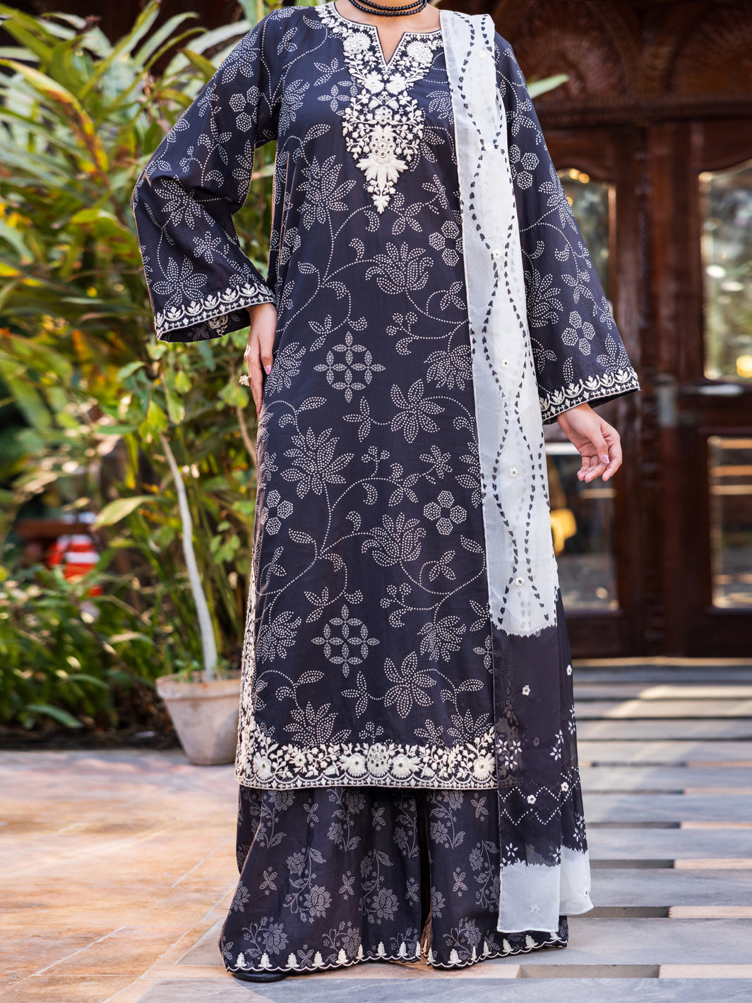 Black Lawn Stitched 3PC - ALP-3PS-2678