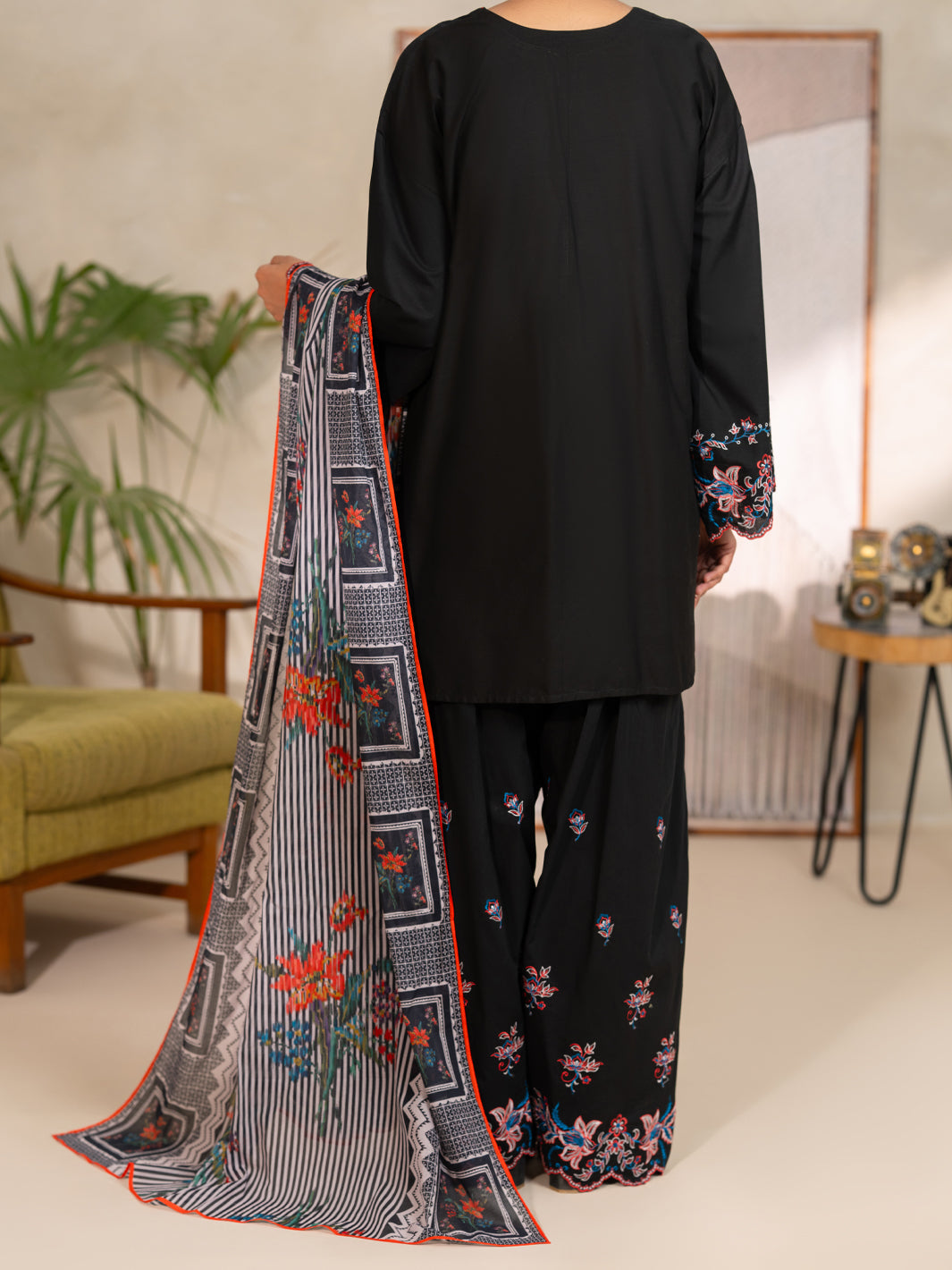 Black Lawn 3Pc Unstitched - ALP-3PS-2688