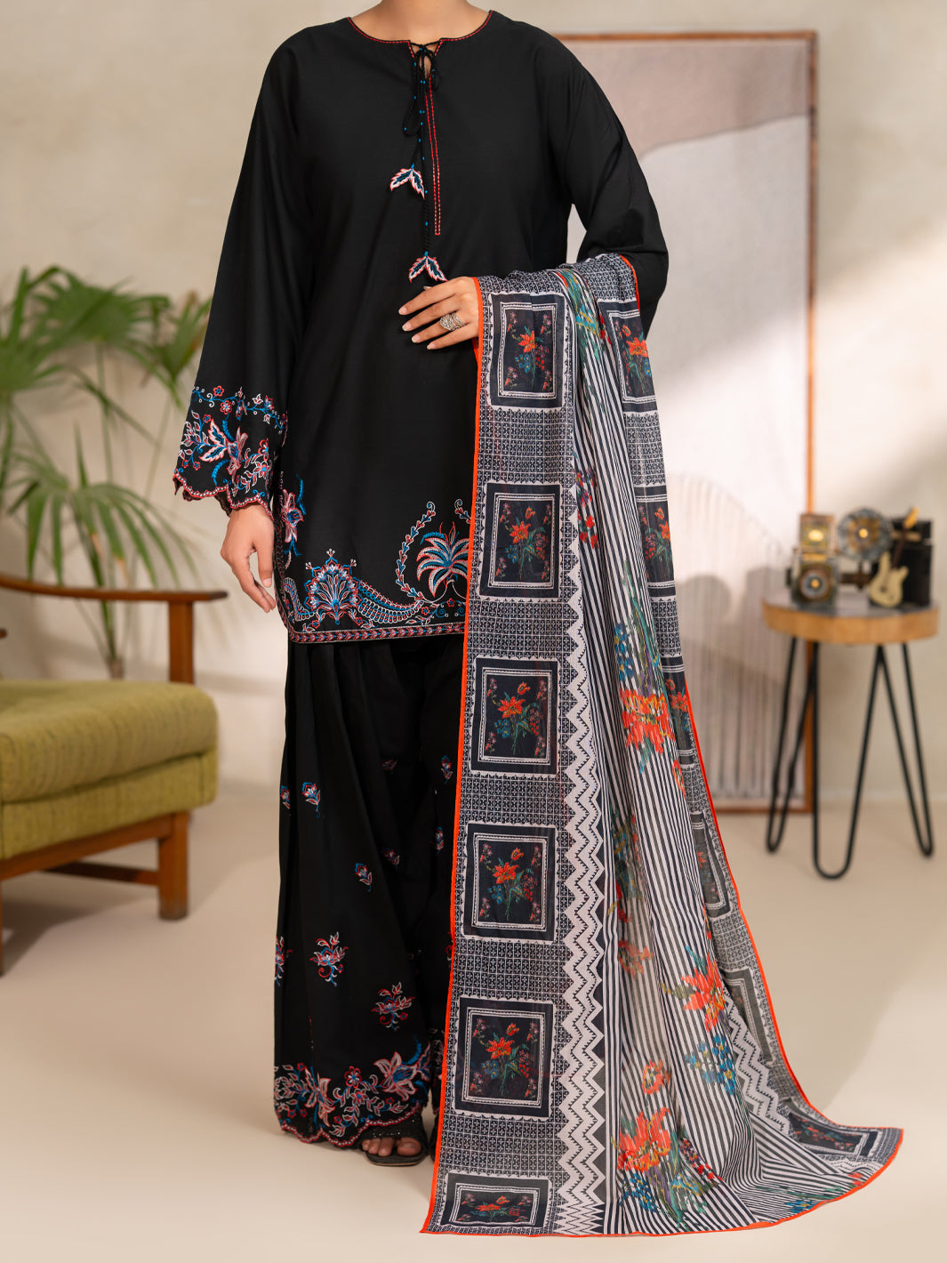 Black Lawn 3Pc Unstitched - ALP-3PS-2688