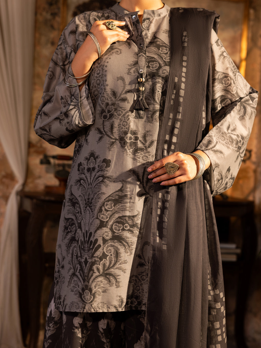 Grey Cotton Lawn Unstitched 3PC - ALP-3PS-2714