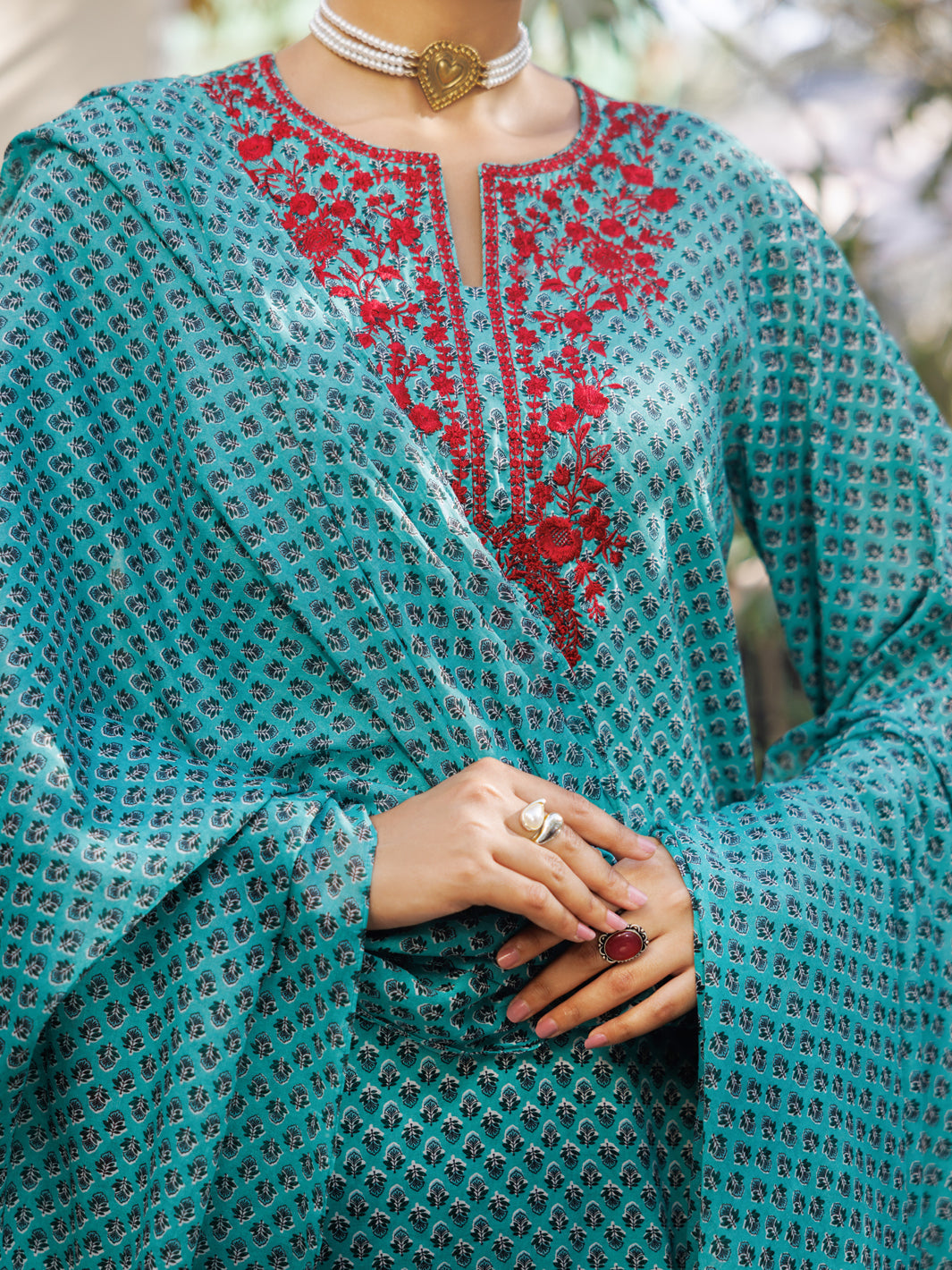 Green Lawn 3Pc Stitched - ALP-3PS-2572