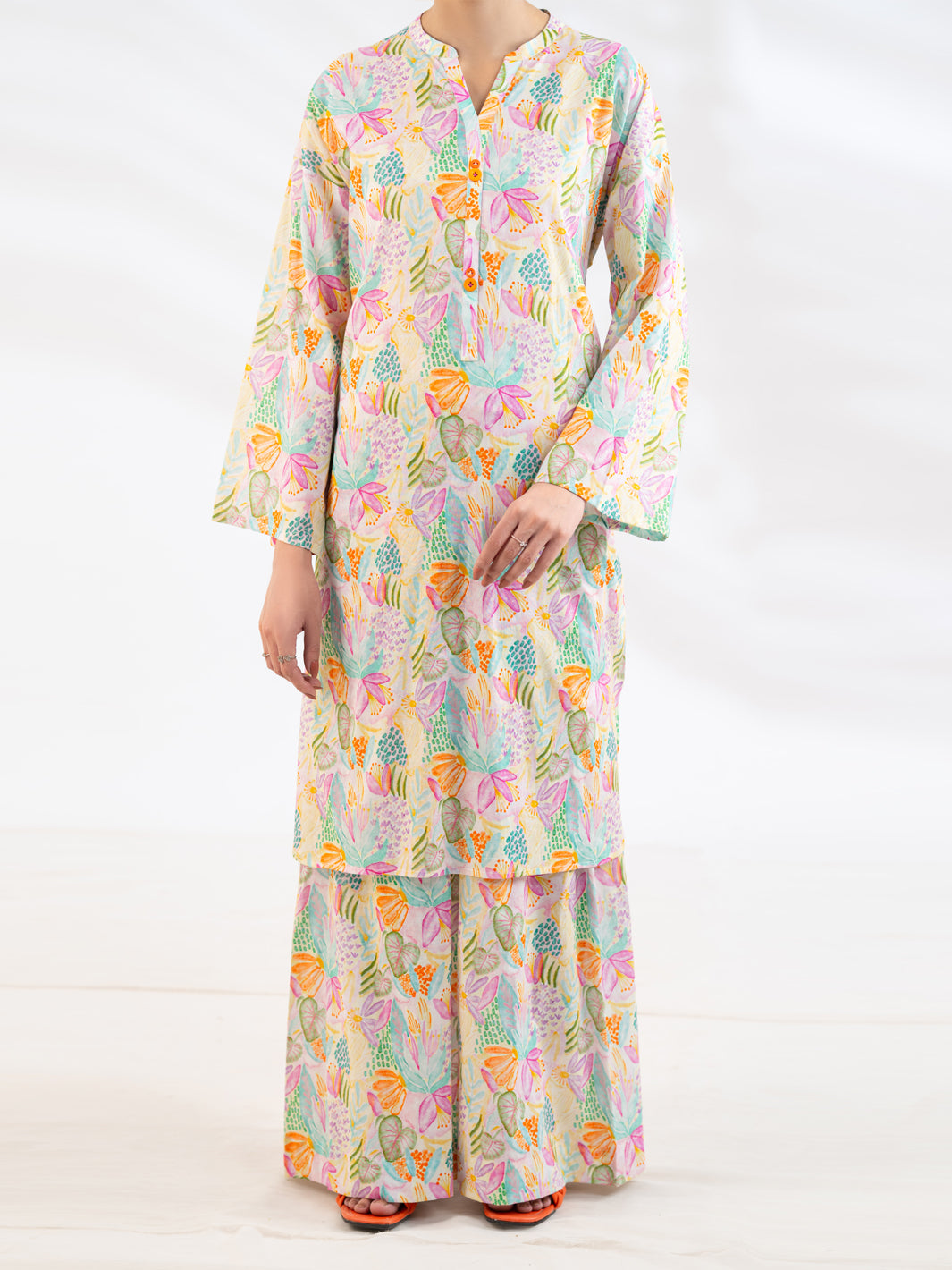 Off White Lawn Stitched 2Pc - ALP-2PS-SLKS-2520