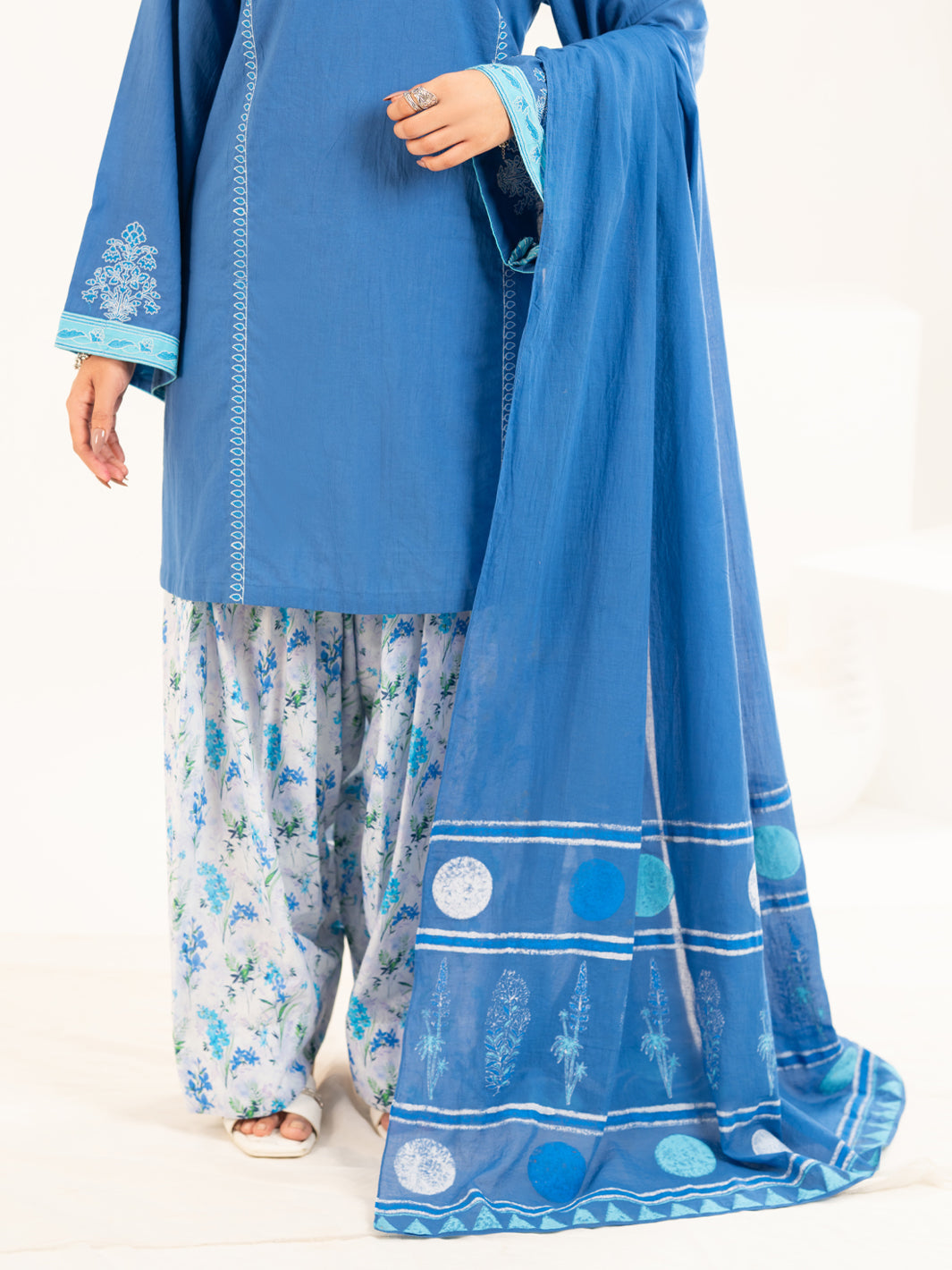 Blue Lawn Printed Dupatta - AL-ST-1005