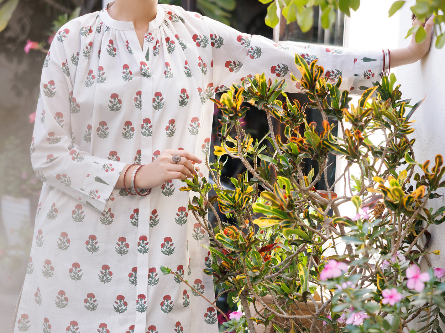 Off White Lawn Co-Ord Set - ALP-2PS-SLKS-2769