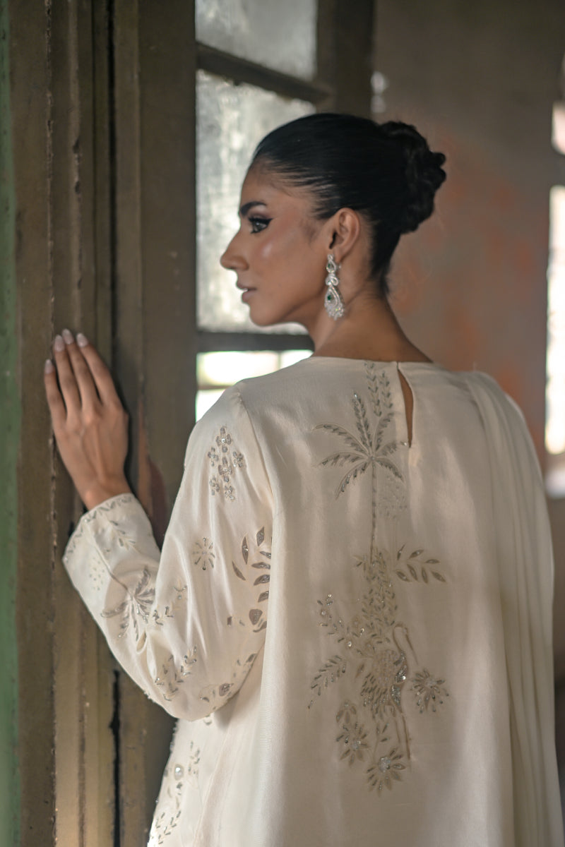 AR-0001042 Festive Wear ‘26