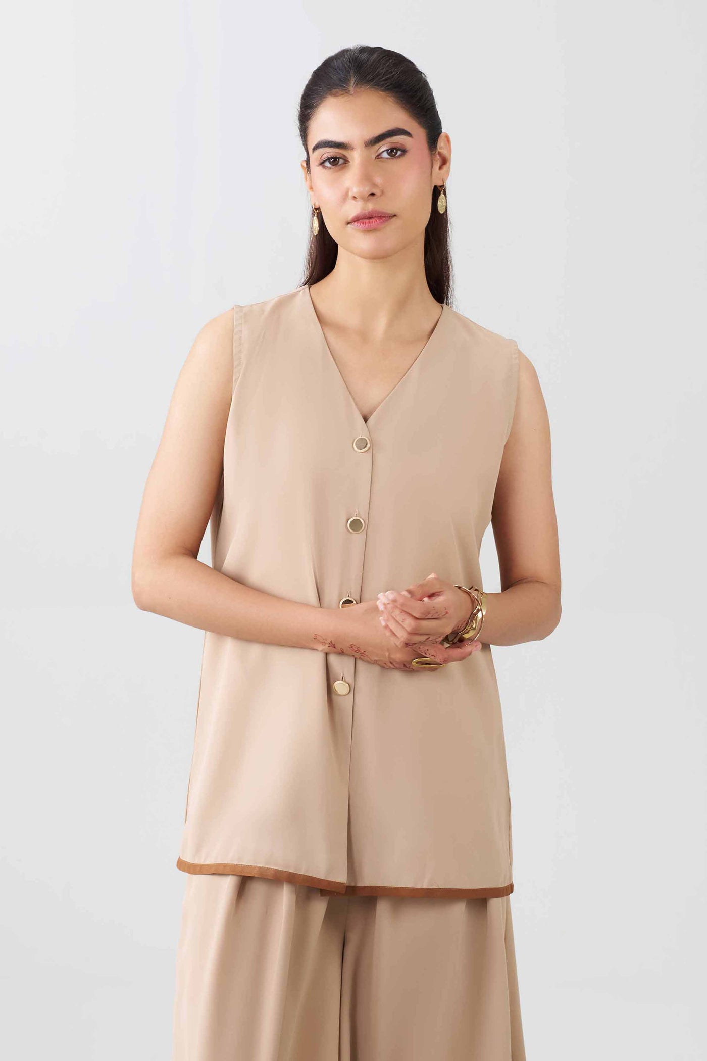 https://cdn.shopify.com/s/files/1/0534/2065/4791/files/AS26-57-_1_cebc45eb-4e90-4ec6-899b-84c87995272f.jpg?v=1780288821
