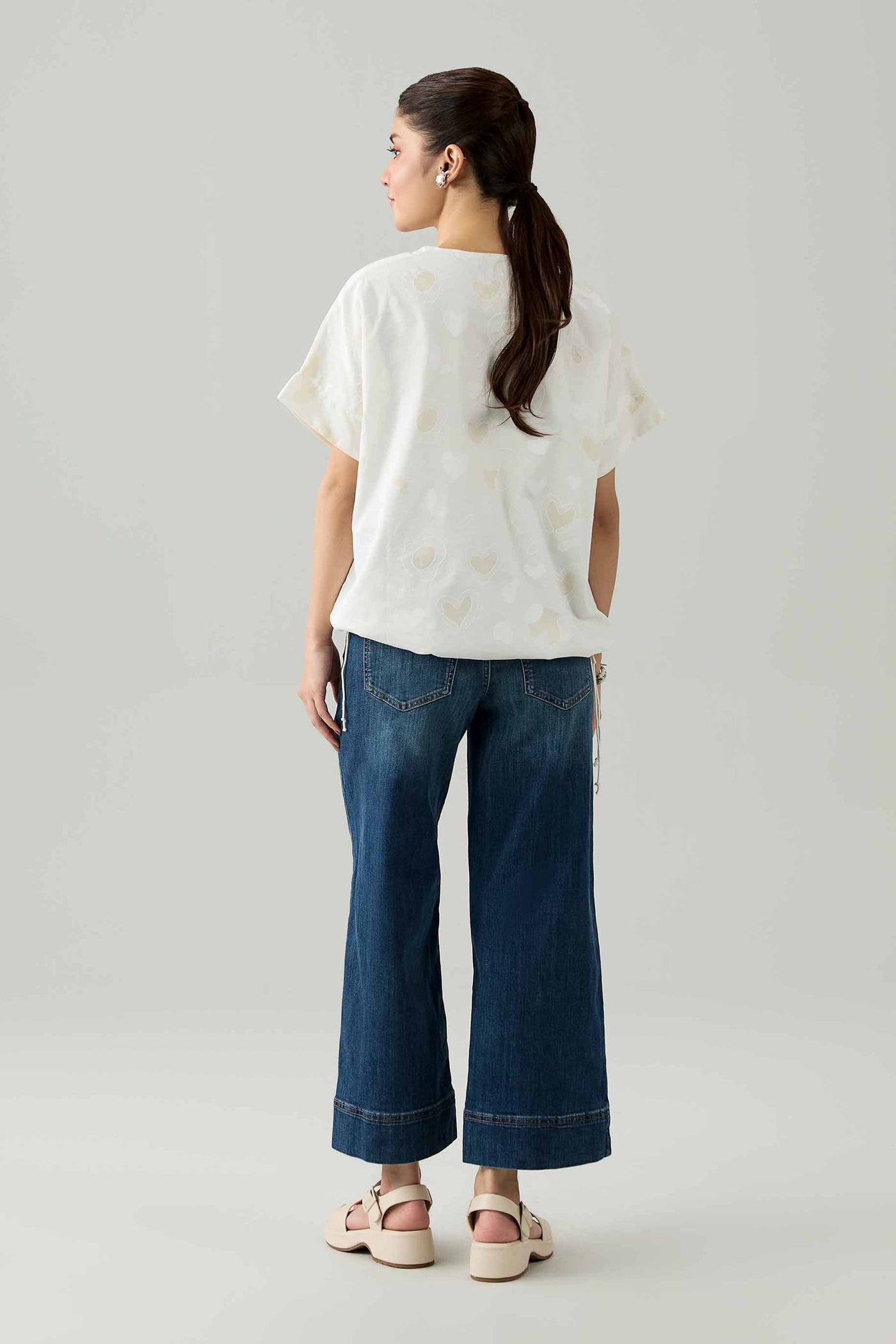 https://cdn.shopify.com/s/files/1/0534/2065/4791/files/AS26-78--_2_94e2e71d-4bde-44ee-a834-2b117912922f.jpg?v=1780289464