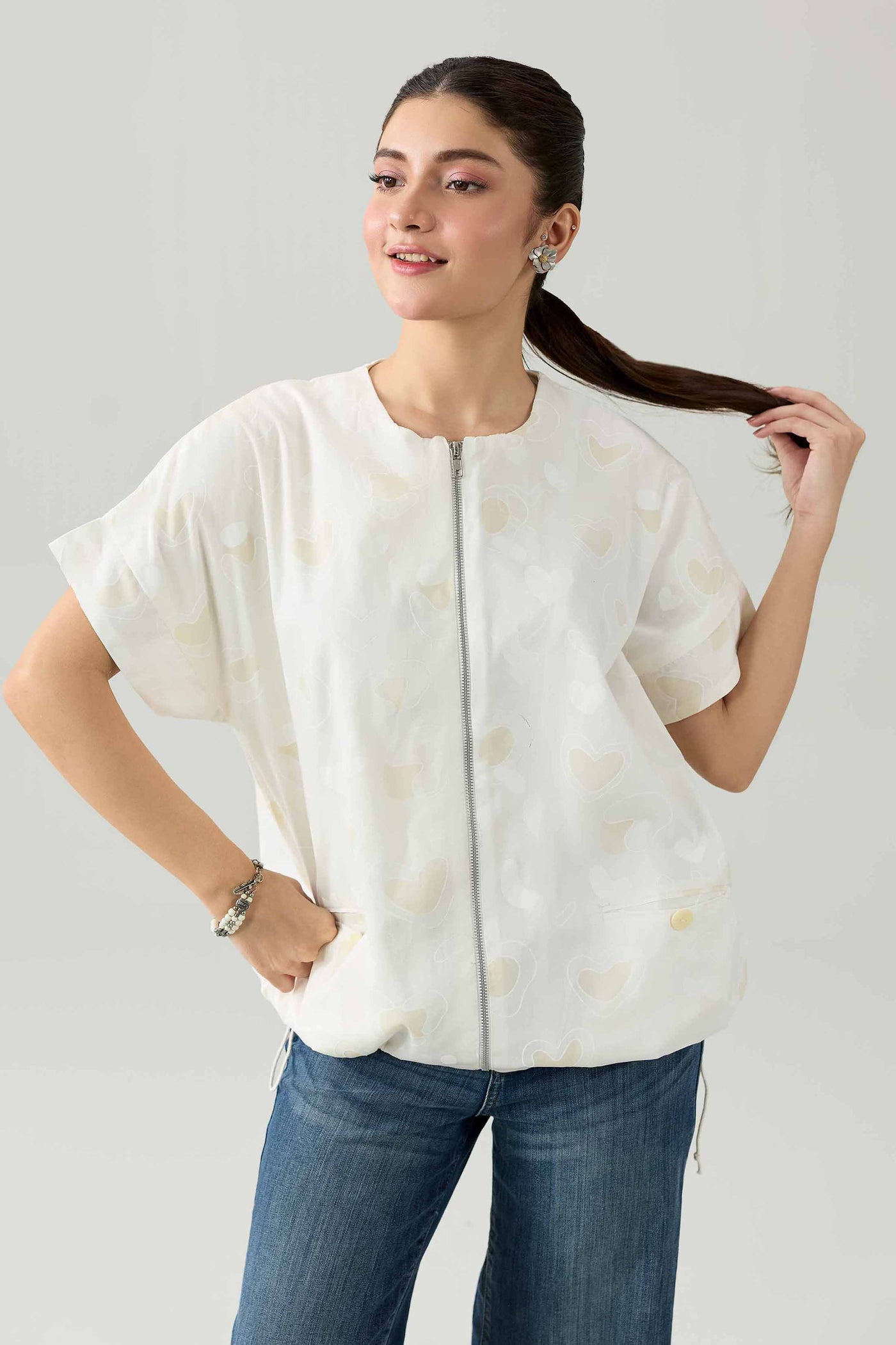https://cdn.shopify.com/s/files/1/0534/2065/4791/files/AS26-78--_7_f3b2913f-270c-42f1-aba1-7638bfc34a7e.jpg?v=1780289464