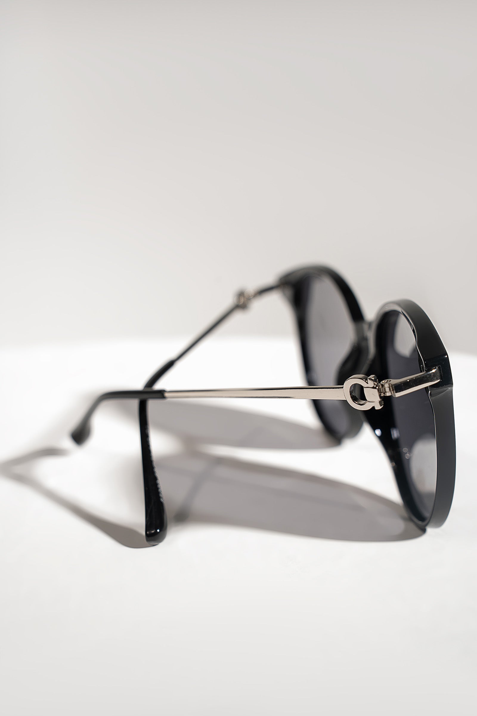 Vintage Round Sunglasses