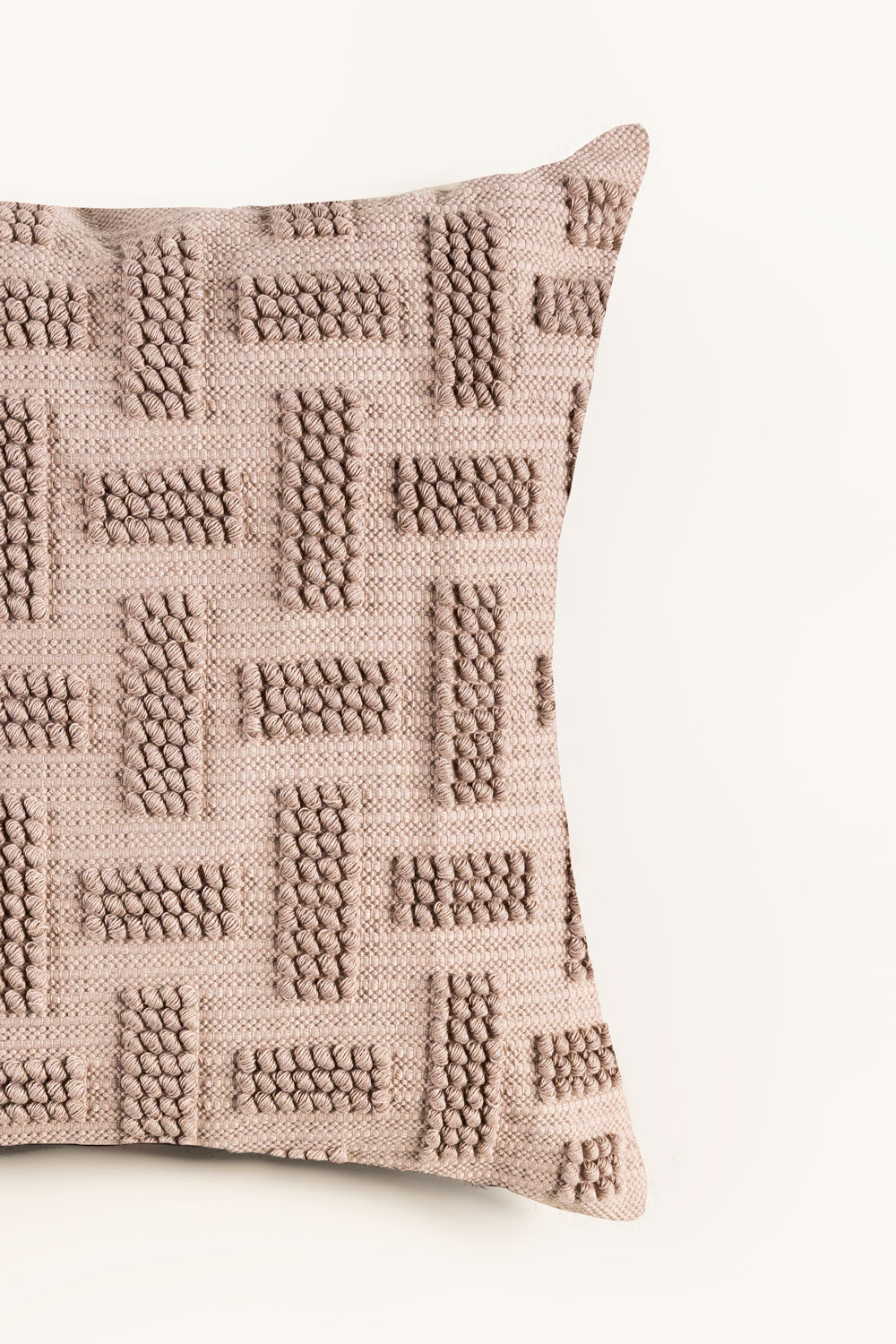Aw25-Woven Cushion Cover 015